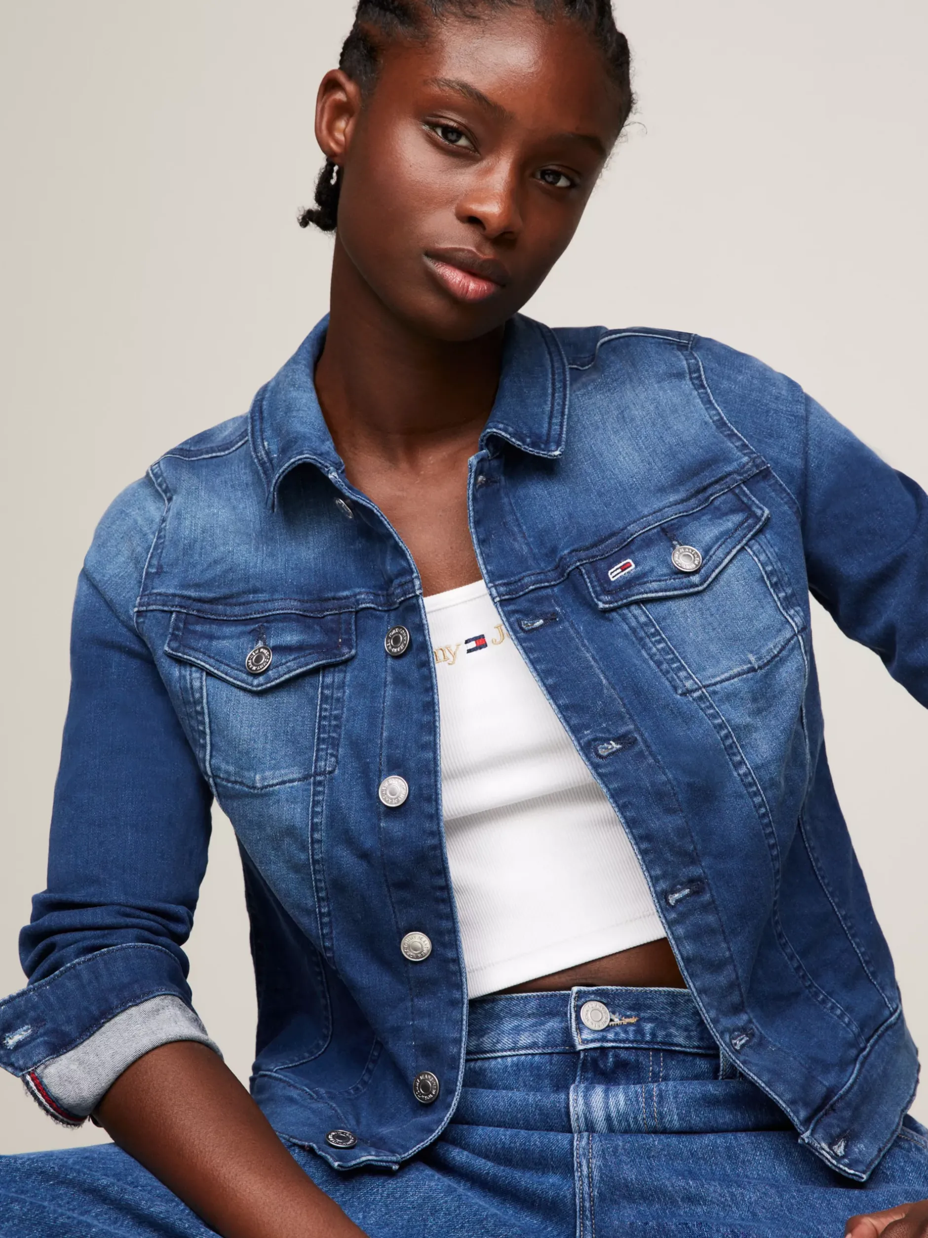 Kurtki & Płaszcze*Tommy Hilfiger Bawełniana Kurtka Jeansowa O Wąskim Kroju NEW NICEVILLE MID BLUE STRETCH