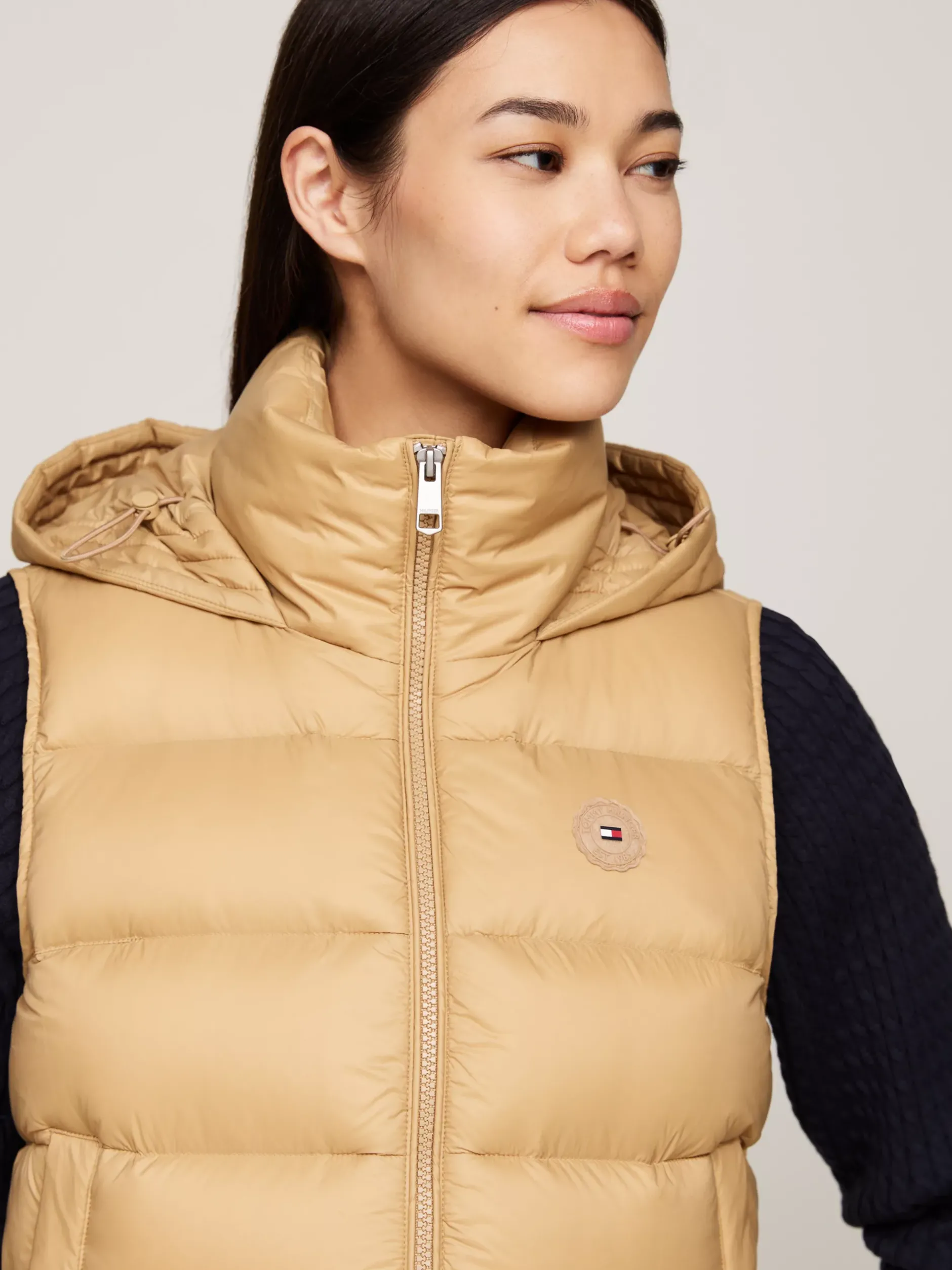 Kurtki & Płaszcze*Tommy Hilfiger Bezrękawnik Z Nieprzemakalnym Wykończeniem CLASSIC KHAKI