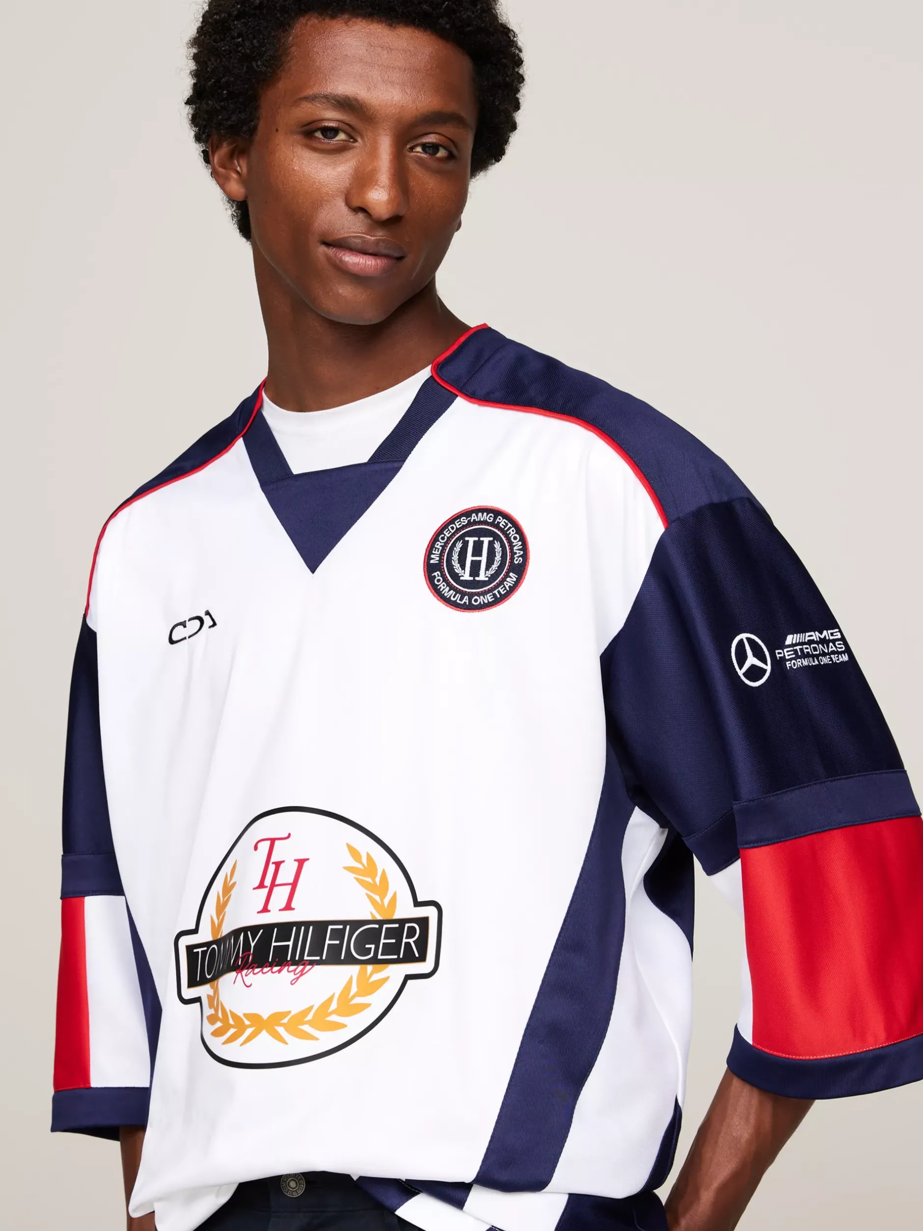 Bluzy Dresowe & Z Kapturem*Tommy Hilfiger Bluza Hokejowa Tommy X Mercedes F1 X CR WHITE