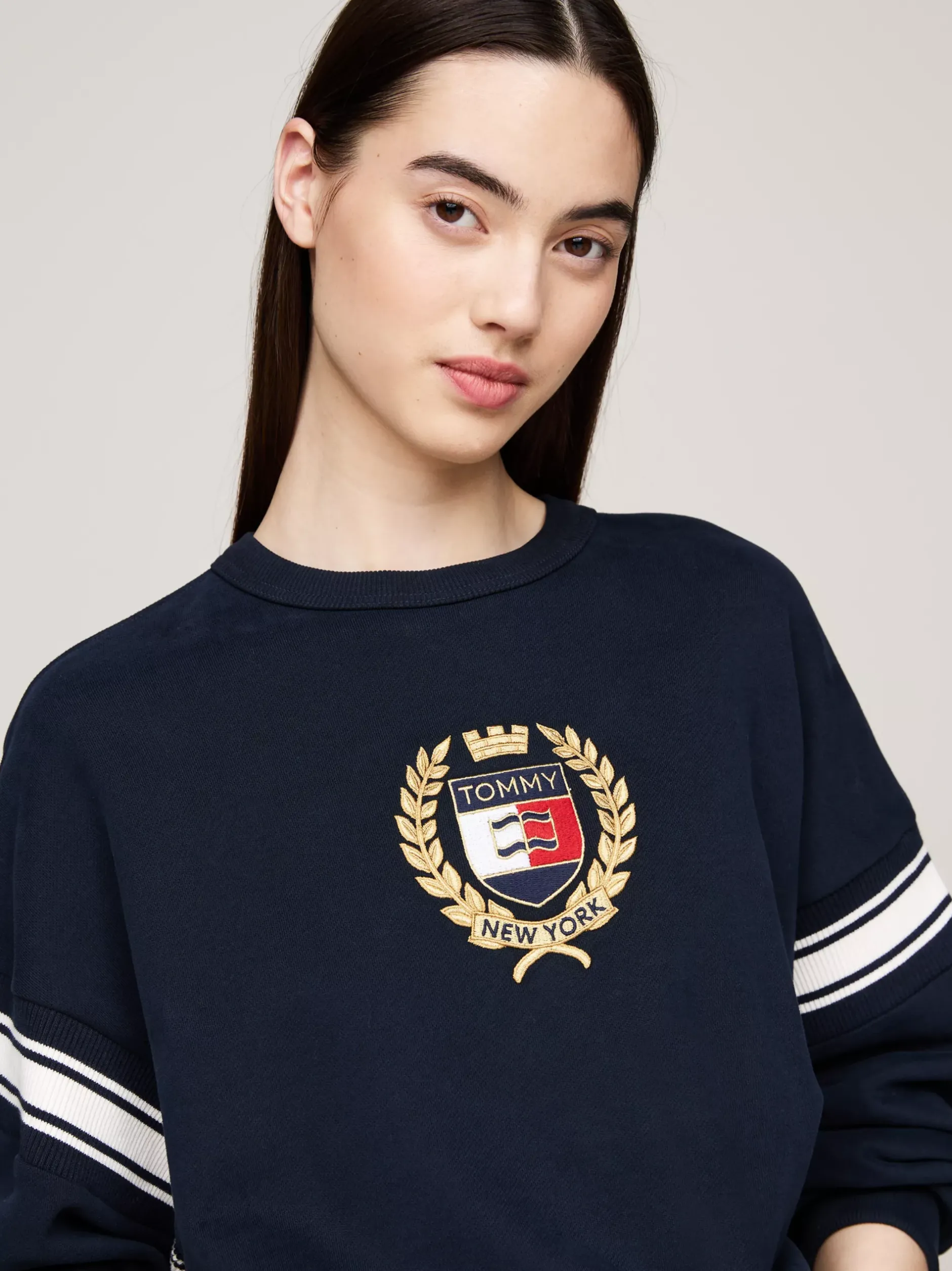 Bluzy Dresowe & Z Kapturem*Tommy Hilfiger Bluza Tommy O Pudełkowym Kroju DARK NIGHT NAVY
