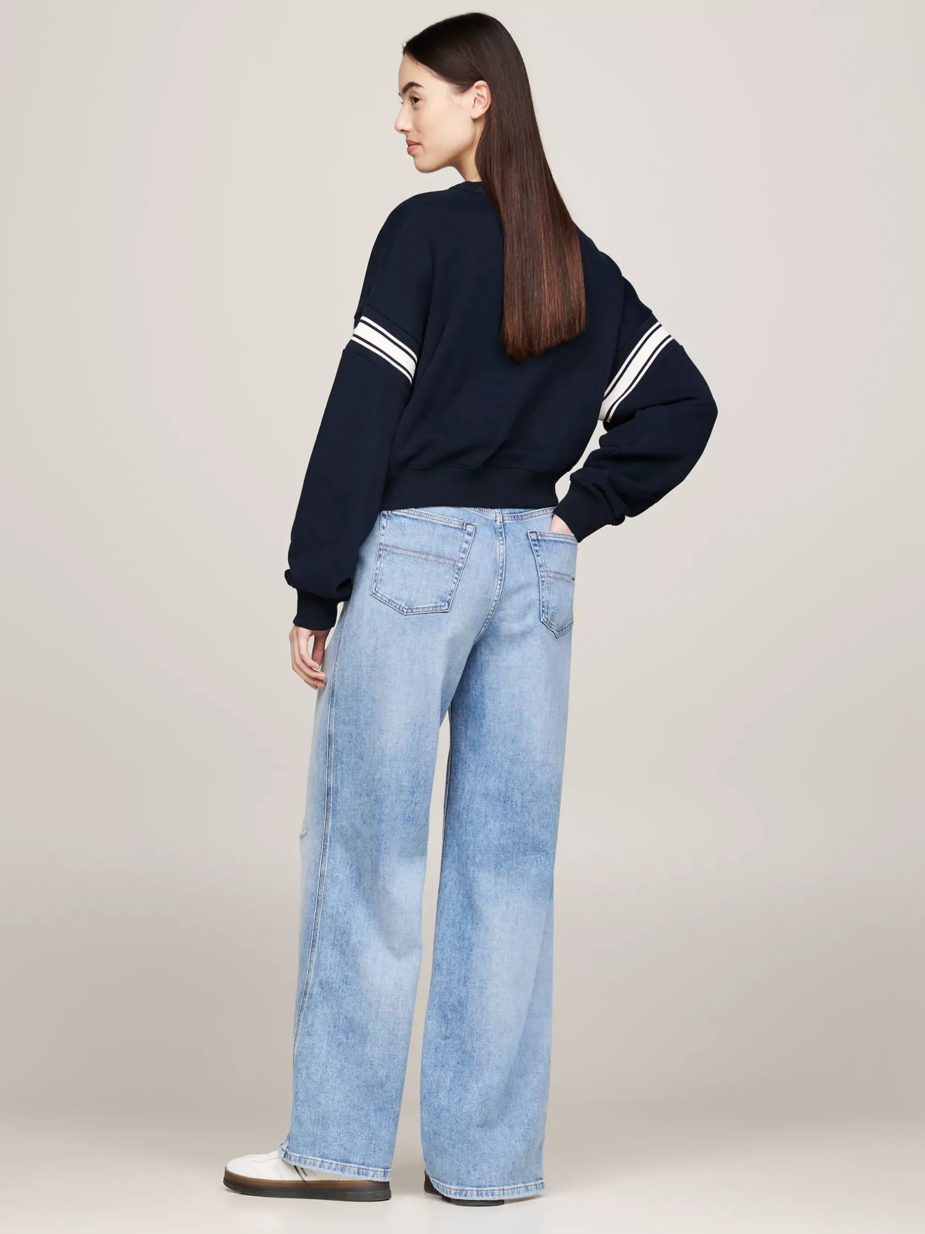 Bluzy Dresowe & Z Kapturem*Tommy Hilfiger Bluza Tommy O Pudełkowym Kroju DARK NIGHT NAVY