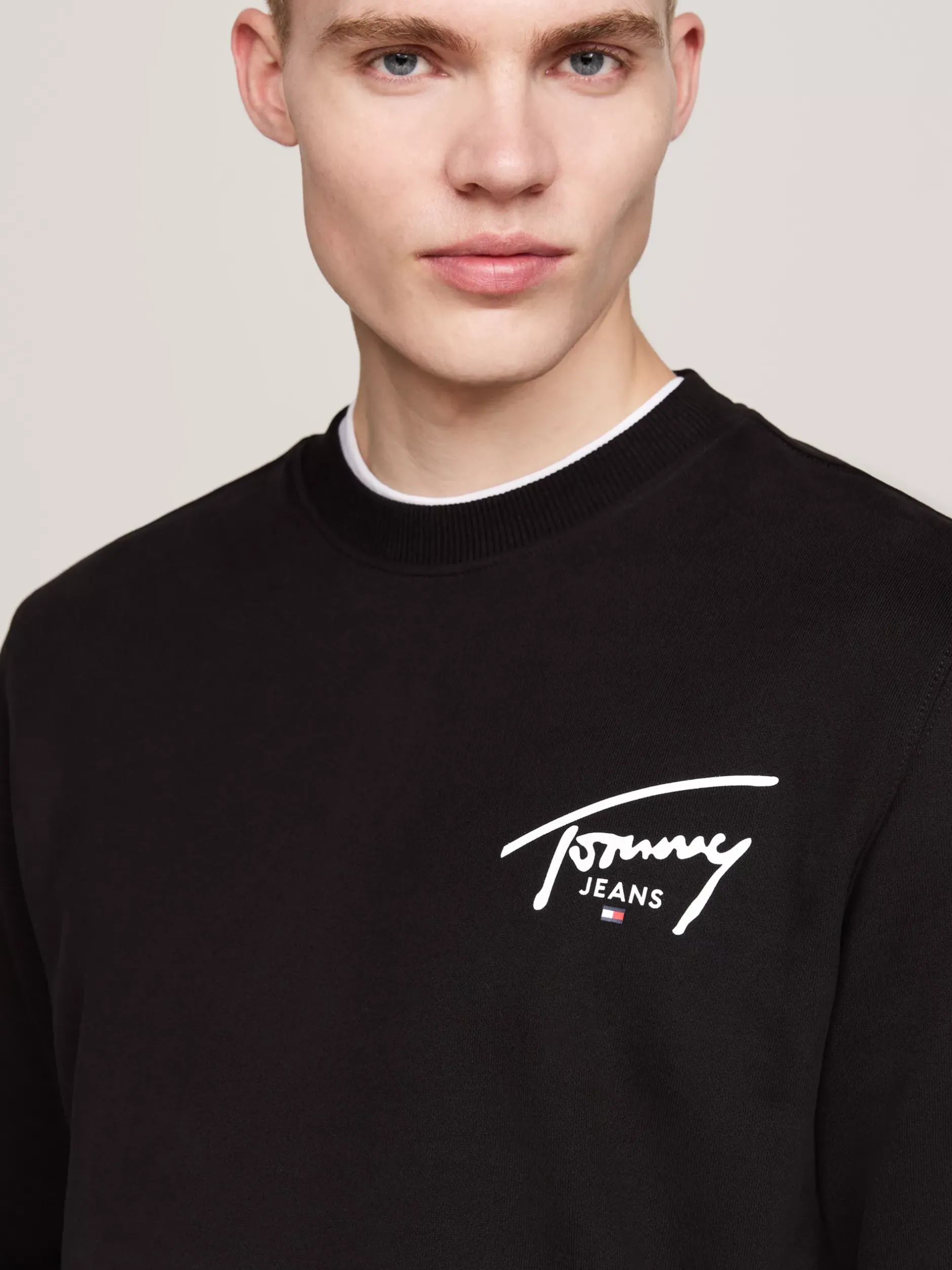 Bluzy Dresowe & Z Kapturem*Tommy Hilfiger Bluza Z Grafiką Z Logo Z Tyłu BLACK