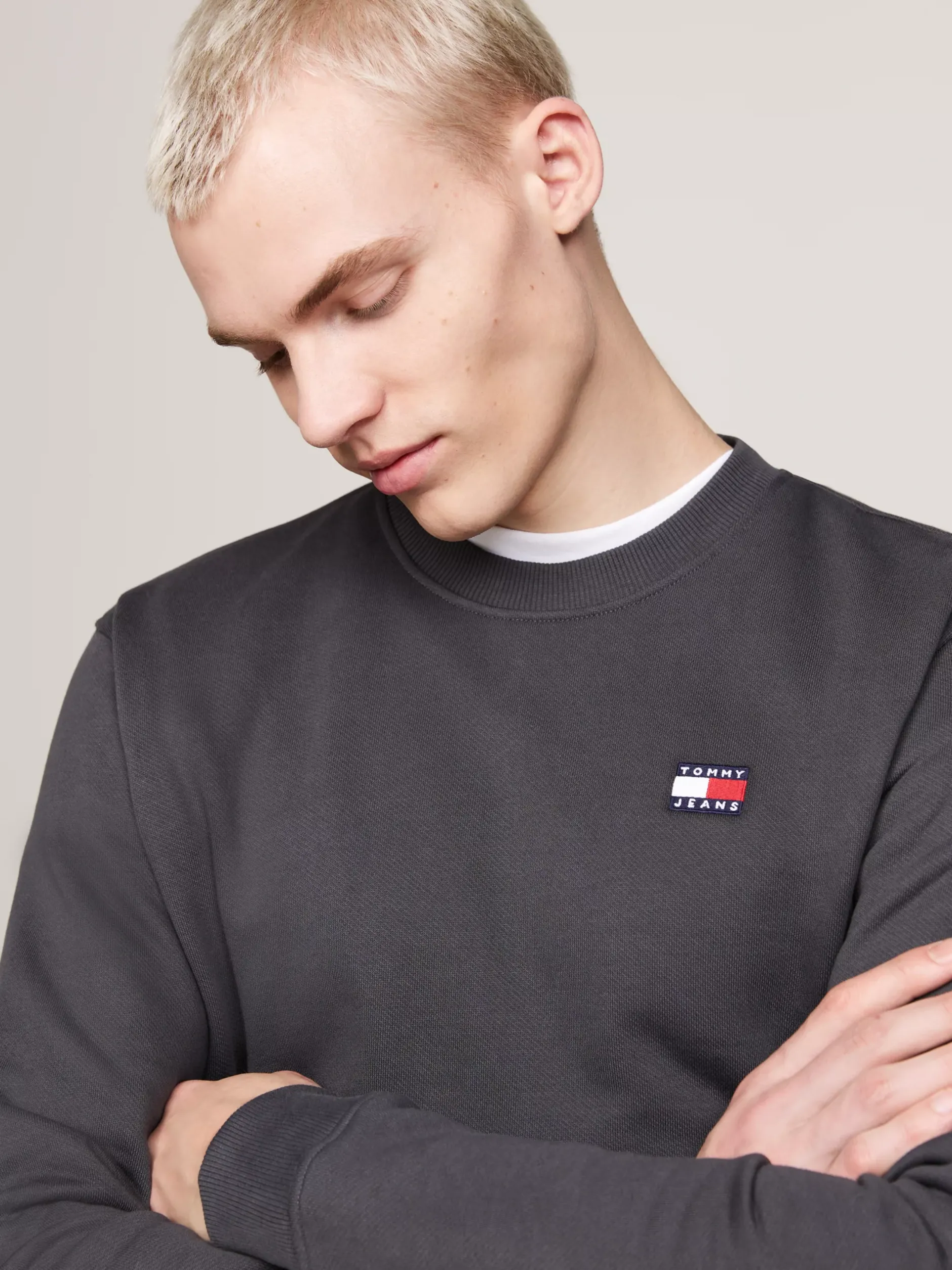 Bluzy Dresowe & Z Kapturem*Tommy Hilfiger Bluza Z Okrągłym Dekoltem I Naszywką Tommy NEW CHARCOAL