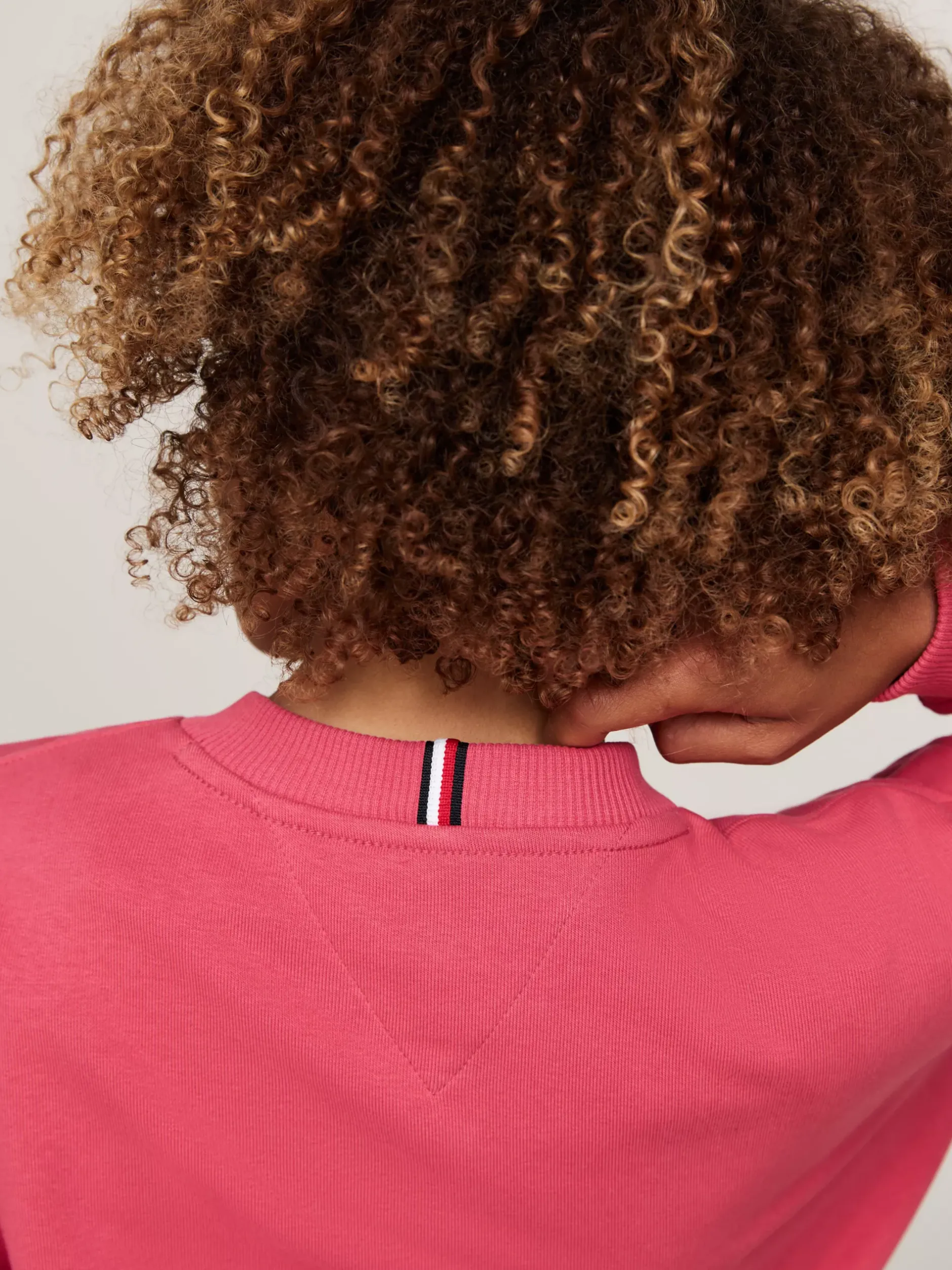 Bluzy Dresowe I Z Kapturem|Bluzy Dresowe I Z Kapturem*Tommy Hilfiger Bluza Z Okrągłym Dekoltem Z Flagą HERITAGE PINK