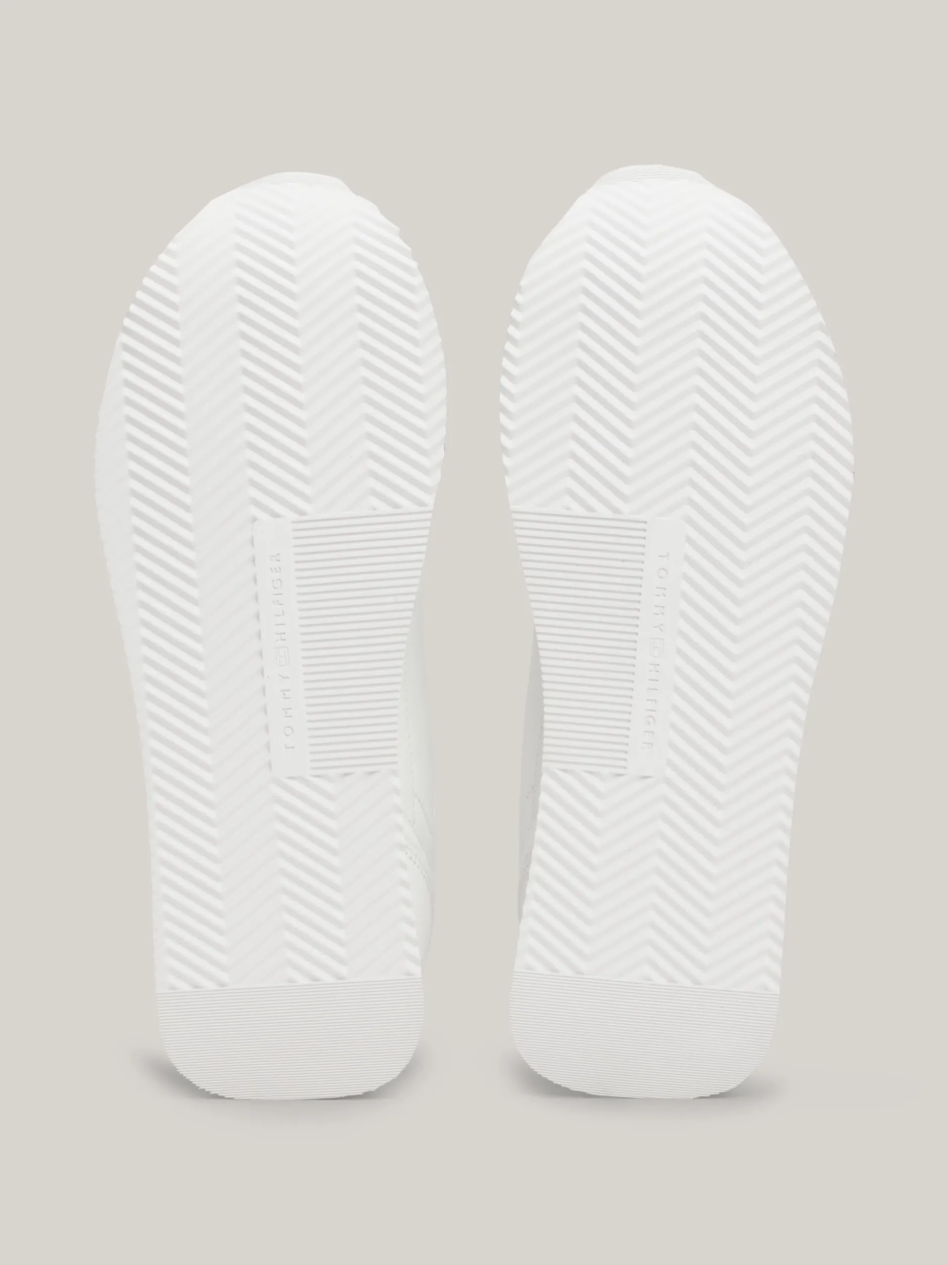 Sneakersy*Tommy Hilfiger Buty Do Biegania Essential WHITE