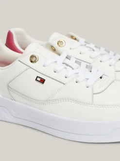 Sneakersy*Tommy Hilfiger Buty Sportowe Z Emaliowaną Flagą ANCIENT WHITE/HERITAGE PINK