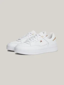 Sneakersy*Tommy Hilfiger Buty Sportowe Z Emaliowaną Flagą WHITE