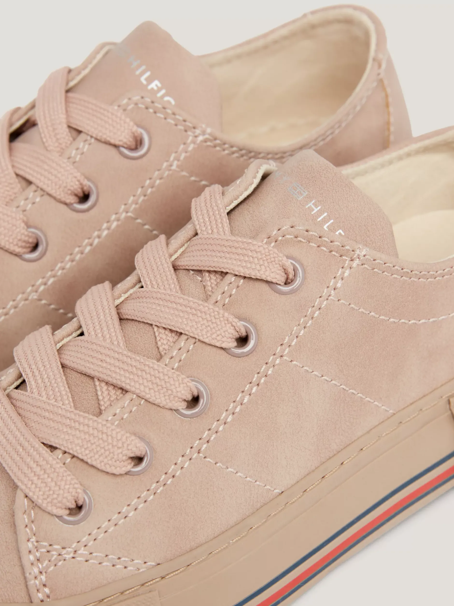 Obuwie I Akcesoria*Tommy Hilfiger Buty Sportowe Z Fakturą I Motywem Pasków NUDE