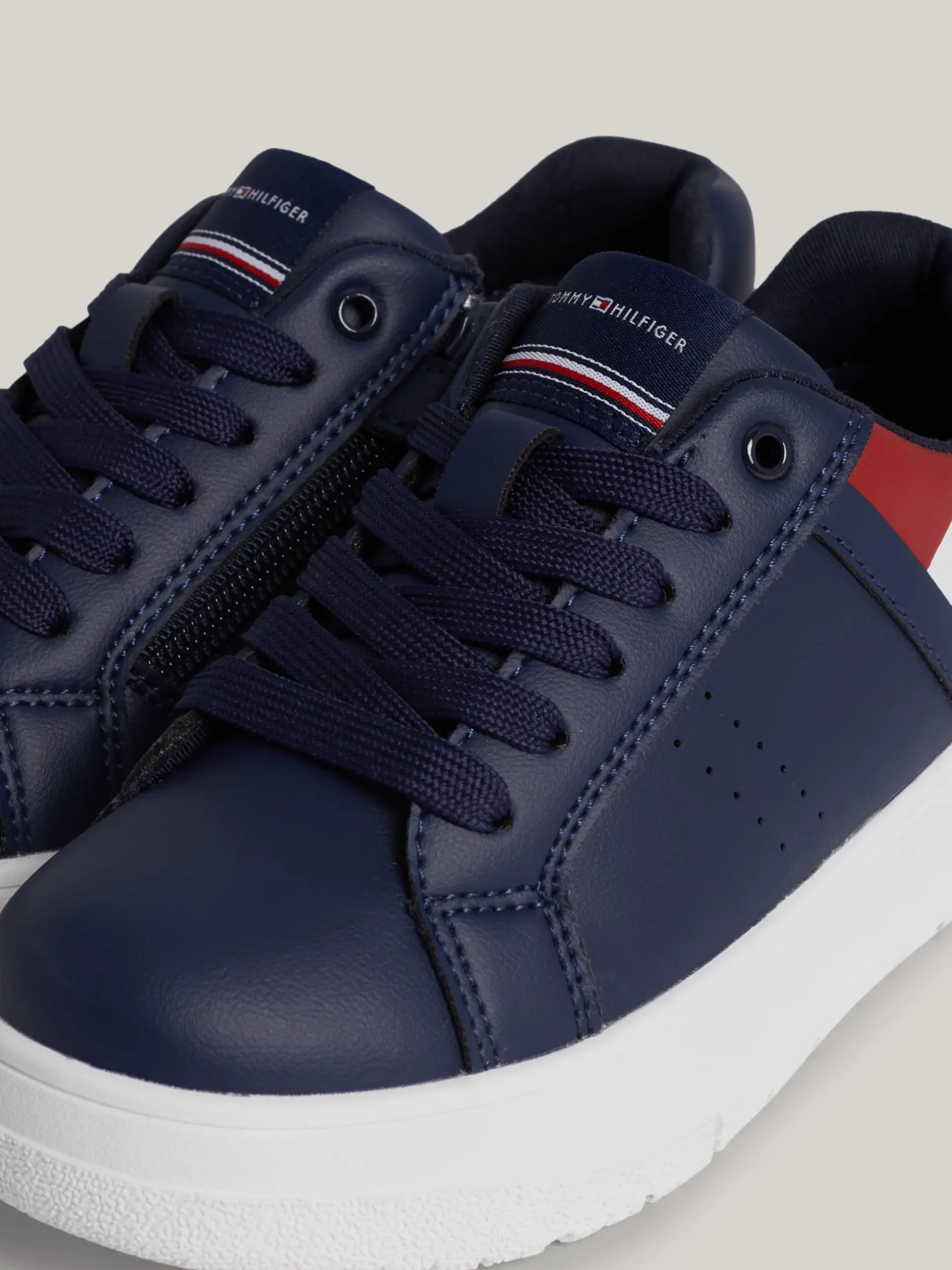 Obuwie I Akcesoria|Obuwie I Akcesoria*Tommy Hilfiger Buty Sportowe Z Flagą Na Grubej Podeszwie BLUE