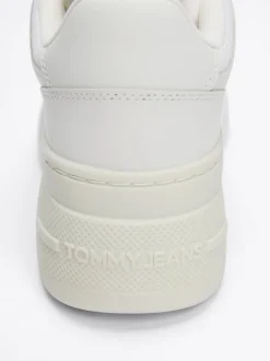 Sneakersy*Tommy Hilfiger Buty Sportowe Z Kolekcji Essential WHITE