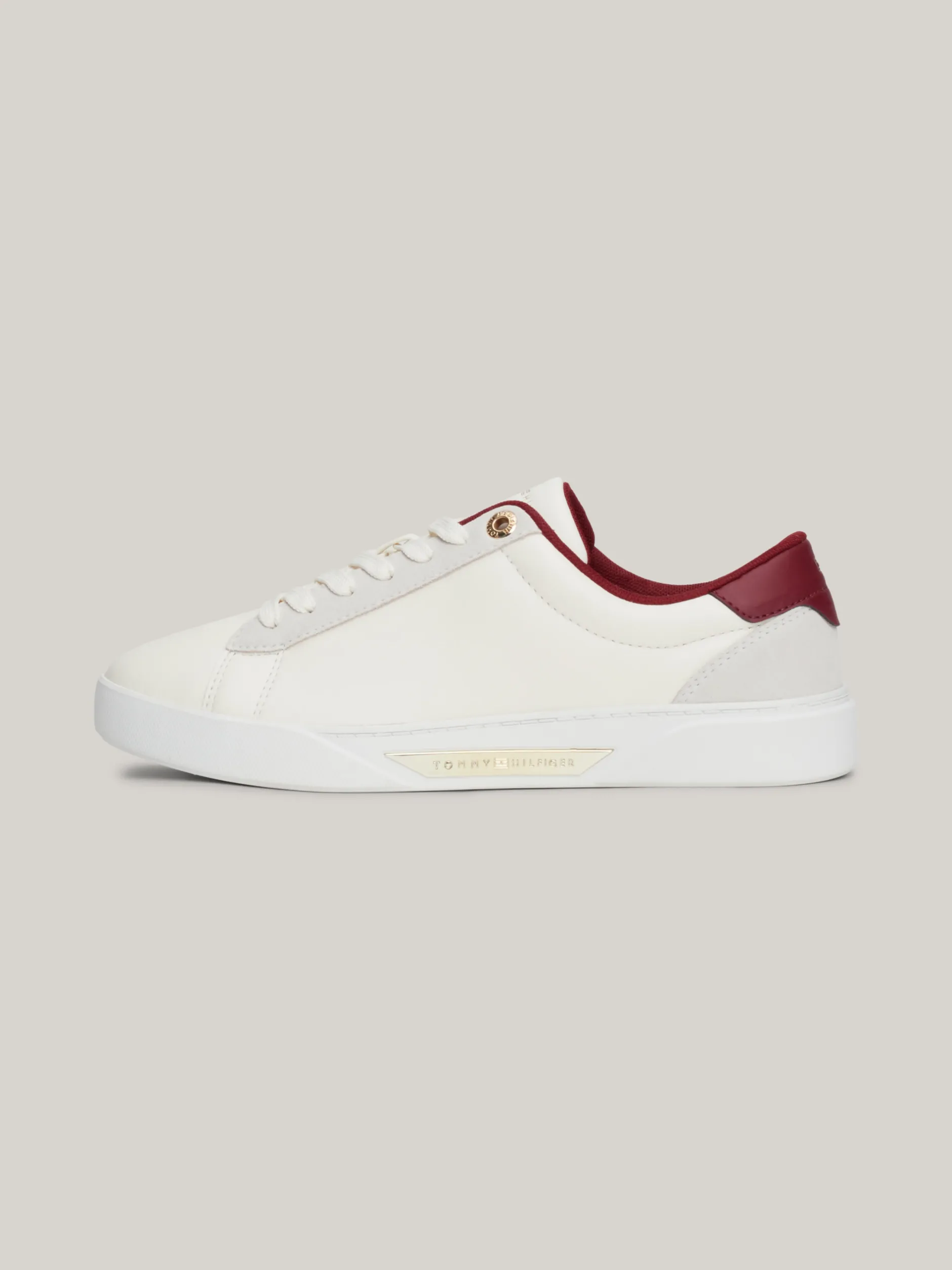 Sneakersy*Tommy Hilfiger Buty Sportowe Z Metalowymi Elementami ANCIENT WHITE