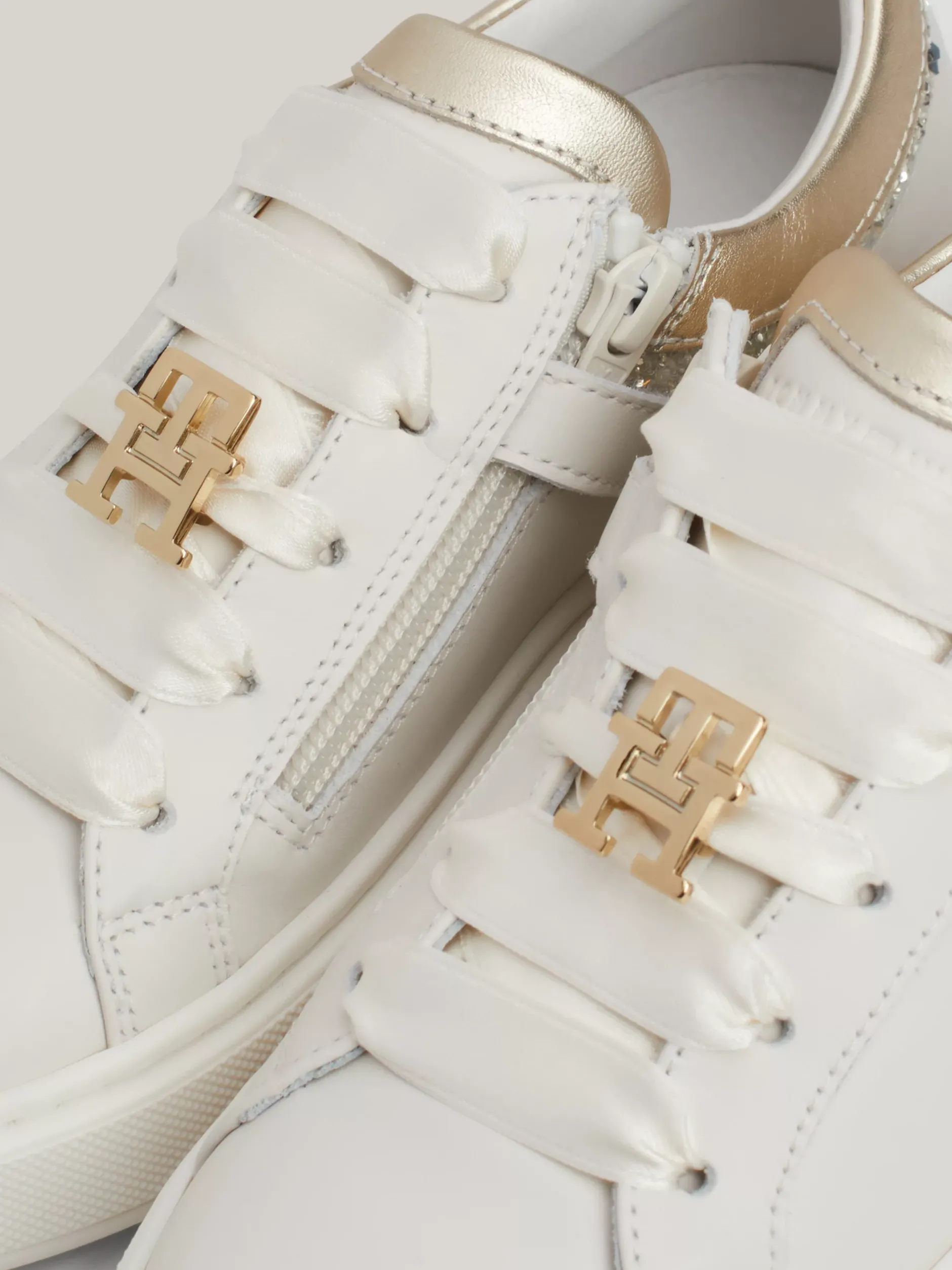 Obuwie I Akcesoria*Tommy Hilfiger Buty Sportowe Z Monogramem TH CREAM/PLATINUM