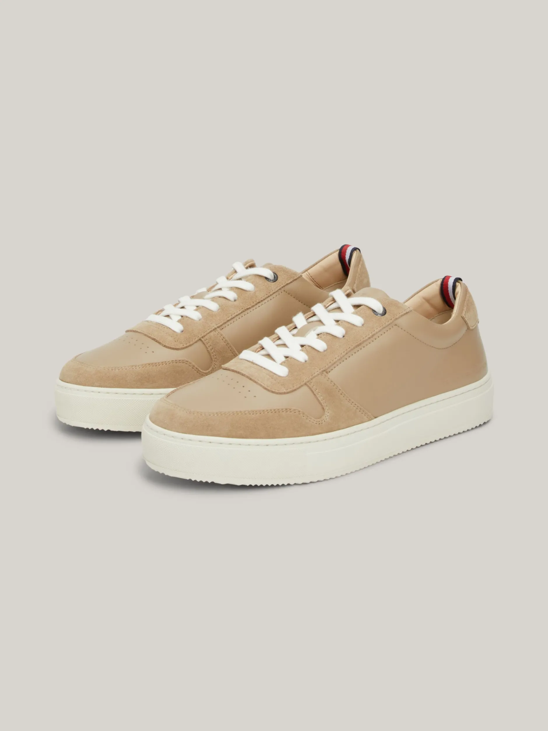 Sneakersy*Tommy Hilfiger Buty Sportowe Ze Skóry Premium Z Logo BEIGE
