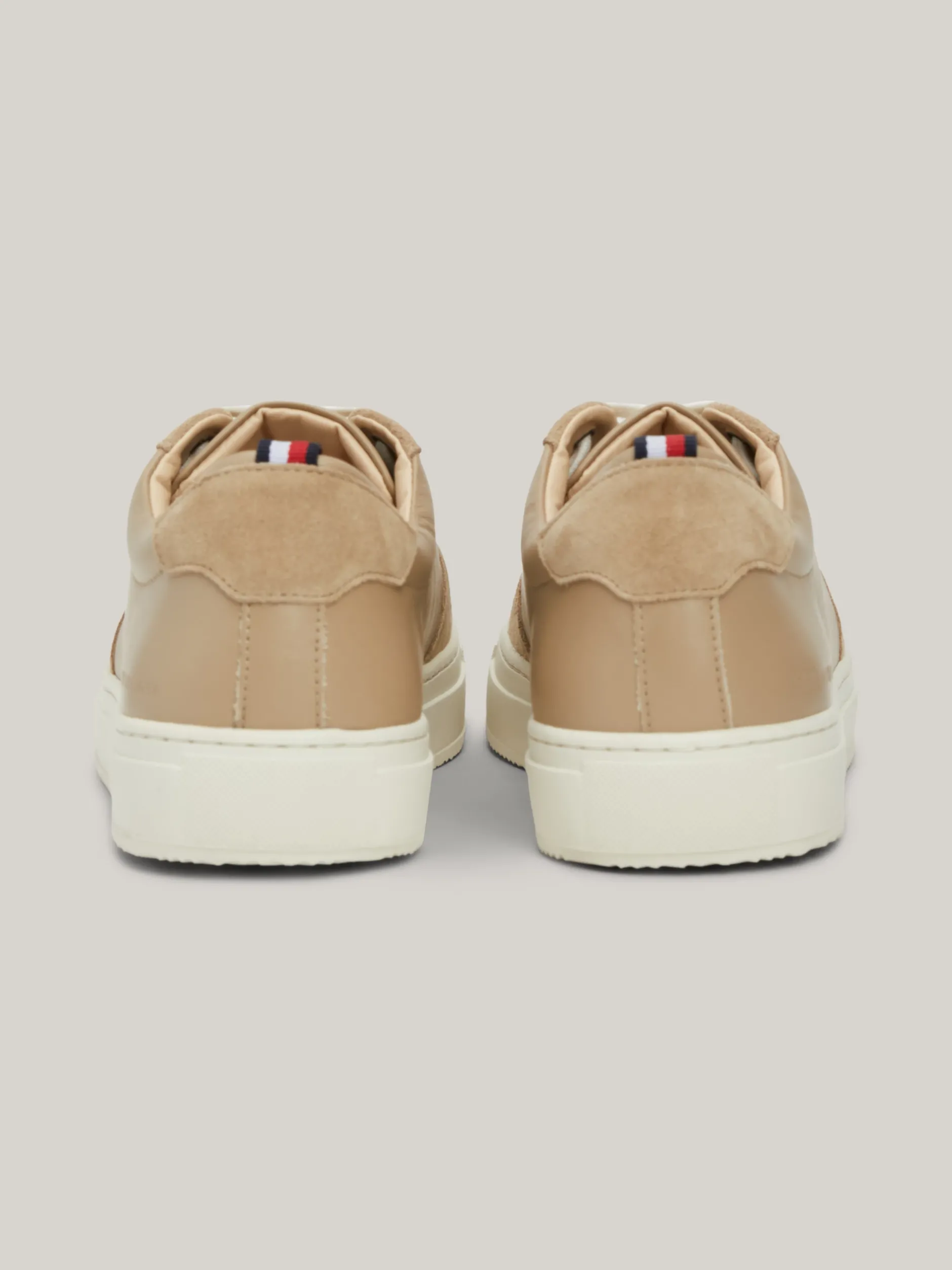 Sneakersy*Tommy Hilfiger Buty Sportowe Ze Skóry Premium Z Logo BEIGE