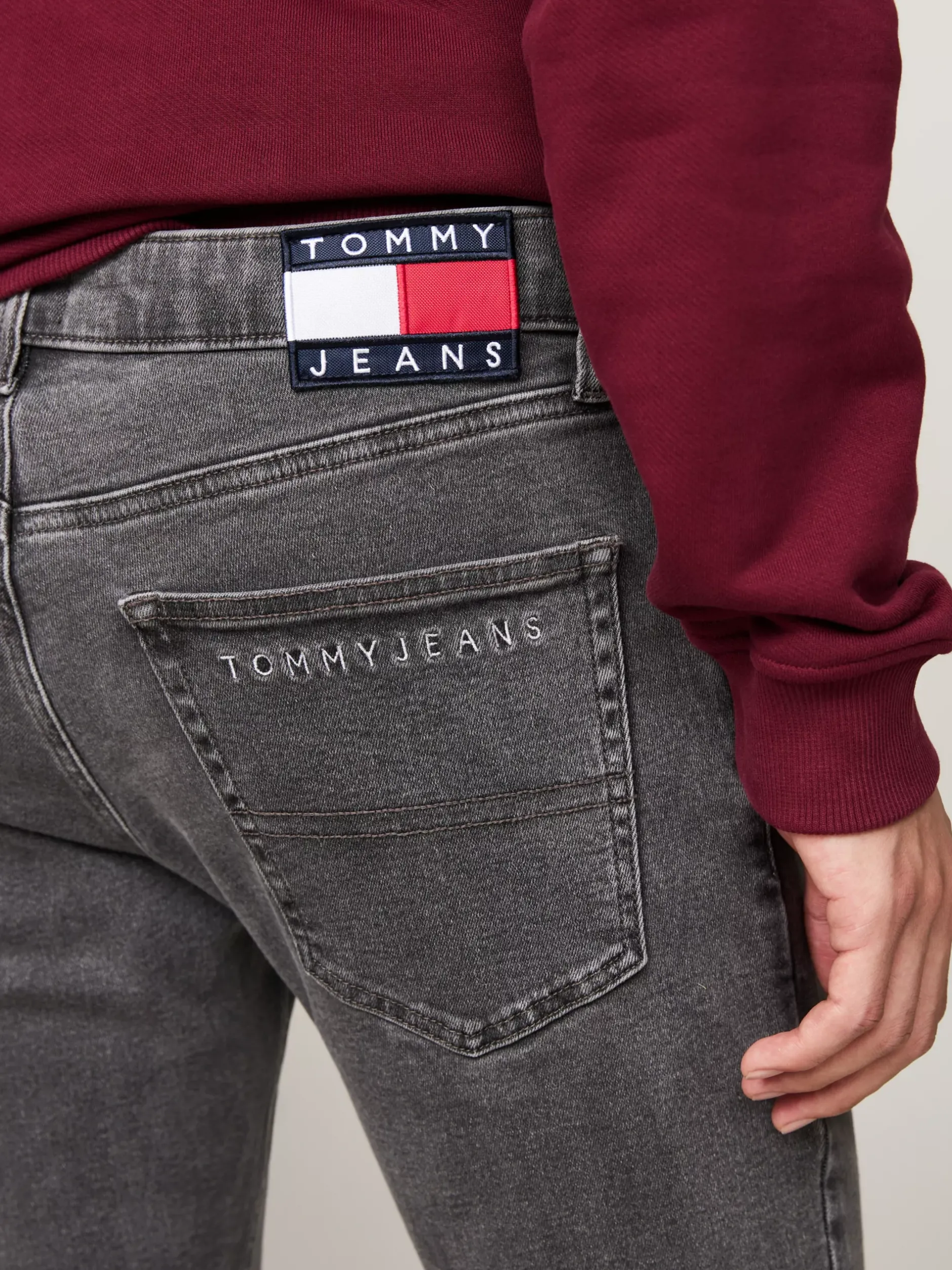 Jeansy*Tommy Hilfiger Czarne Jeansy Scanton O Wąskim Kroju DENIM BLACK