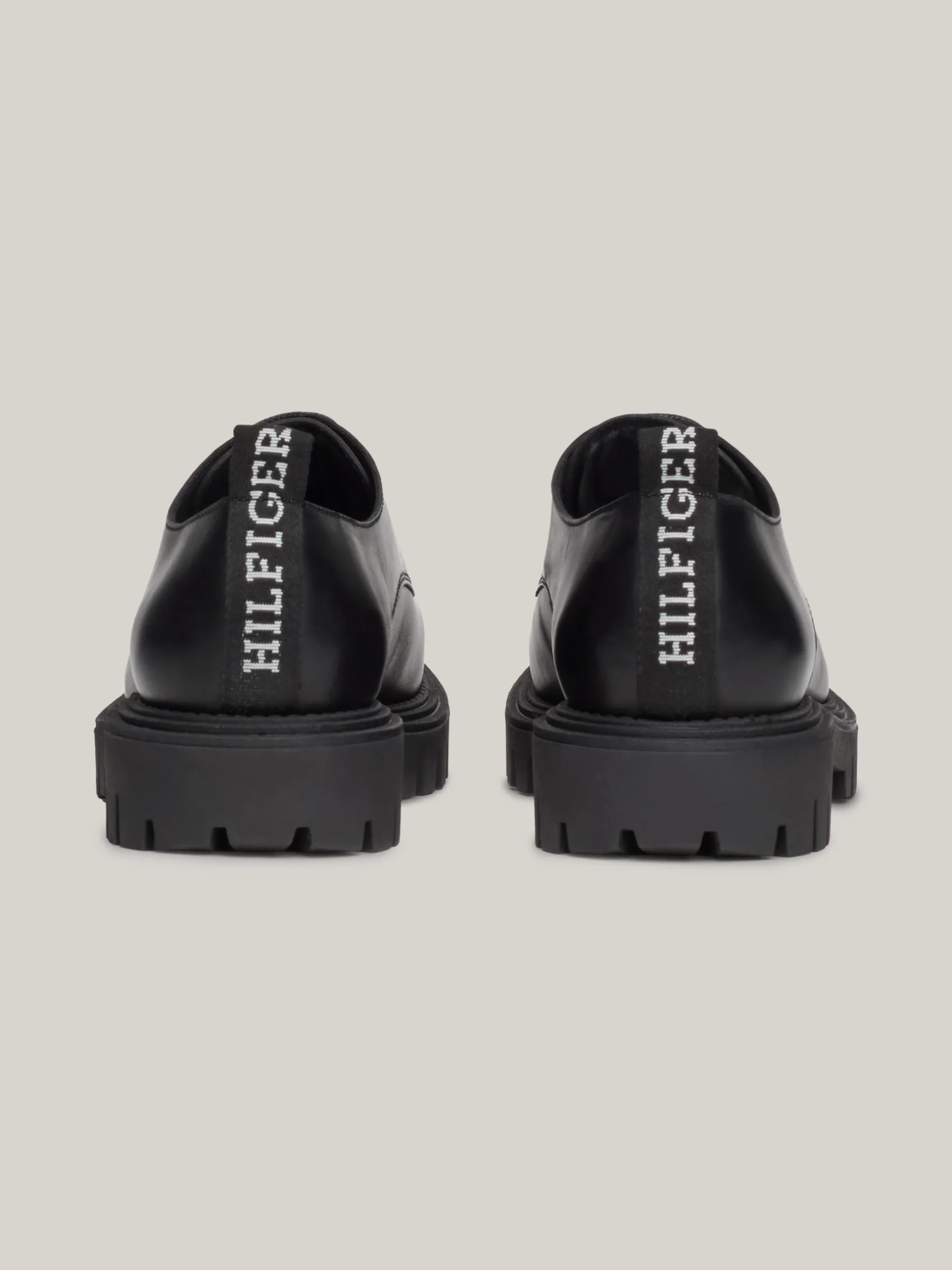 Buty Wizytowe*Tommy Hilfiger Derby Z Nieprzemakalnej Skóry BLACK