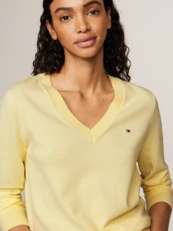 Swetry|Dzianina*Tommy Hilfiger Dżersejowy Sweter Z Dekoltem W Szpic LEMON ZEST