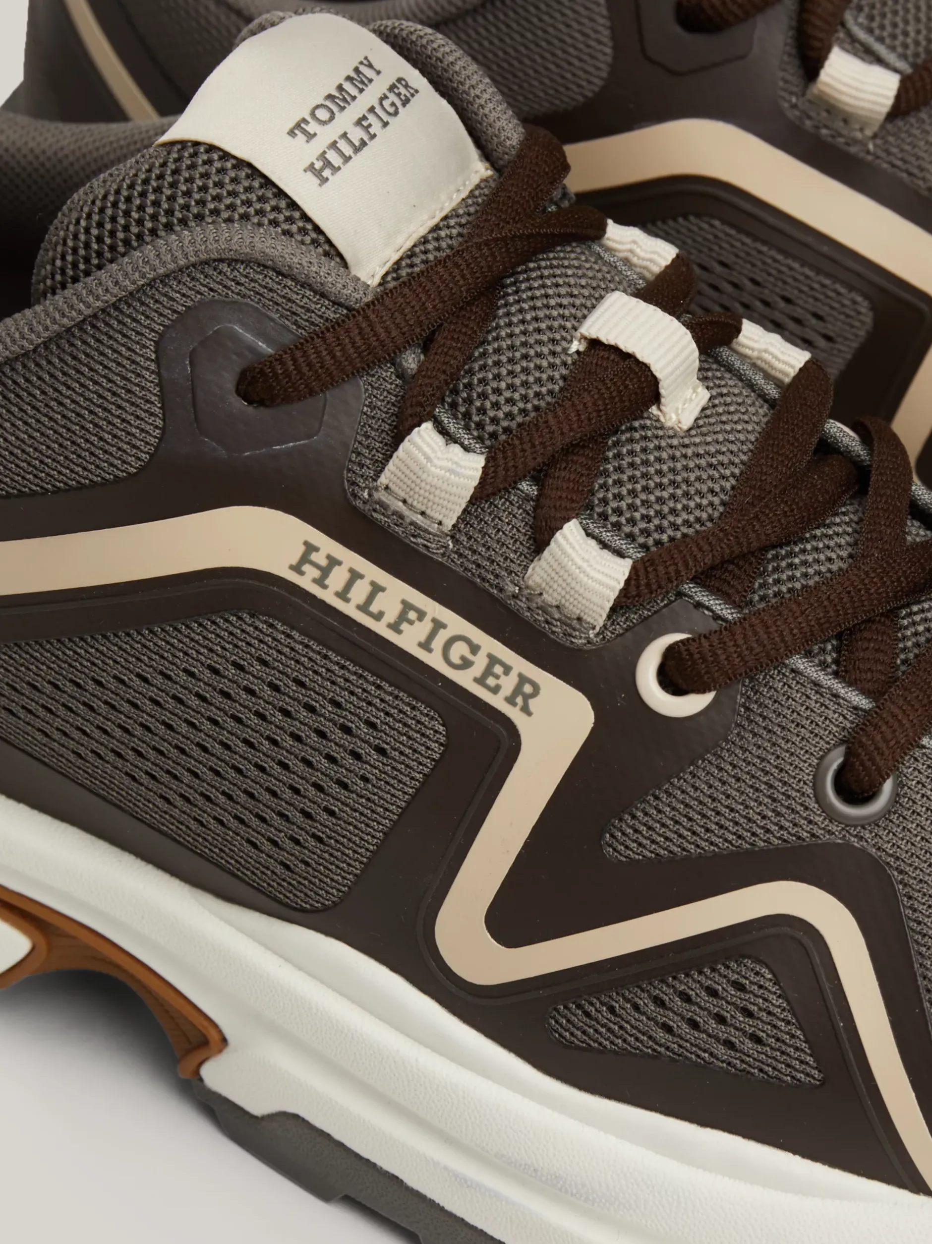 Sneakersy*Tommy Hilfiger Dzianinowe Buty Sportowe Z Podeszwą Vibram Z Protektorem SHADY STONE