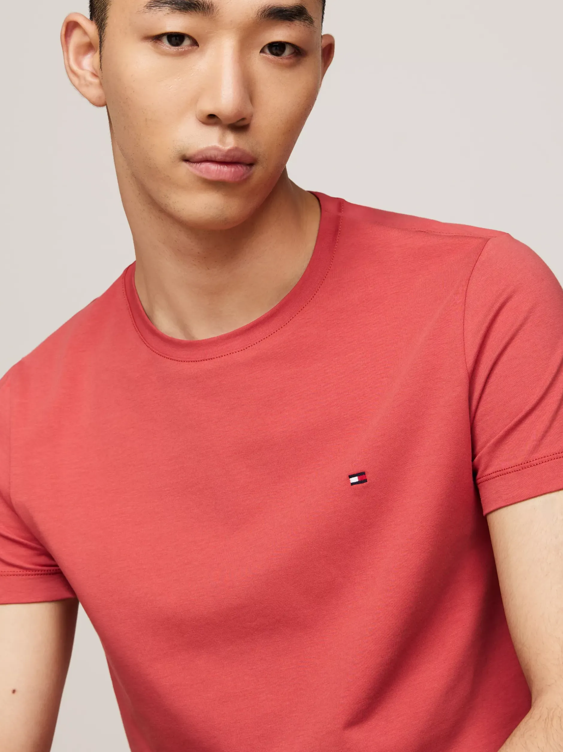 T-Shirty*Tommy Hilfiger Elastyczny T-shirt O Bardzo Wąskim Kroju TERRA RED