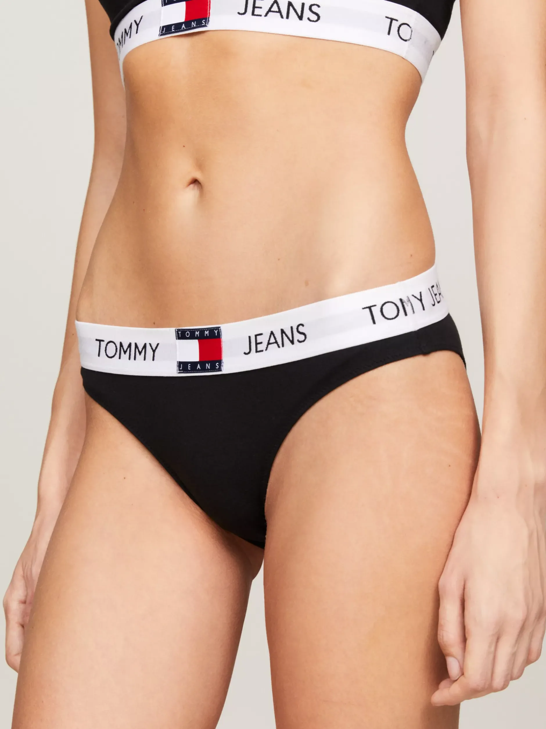 Figi|Bielizna*Tommy Hilfiger Figi Heritage Z Powtórzonym Logo Na Pasku BLACK