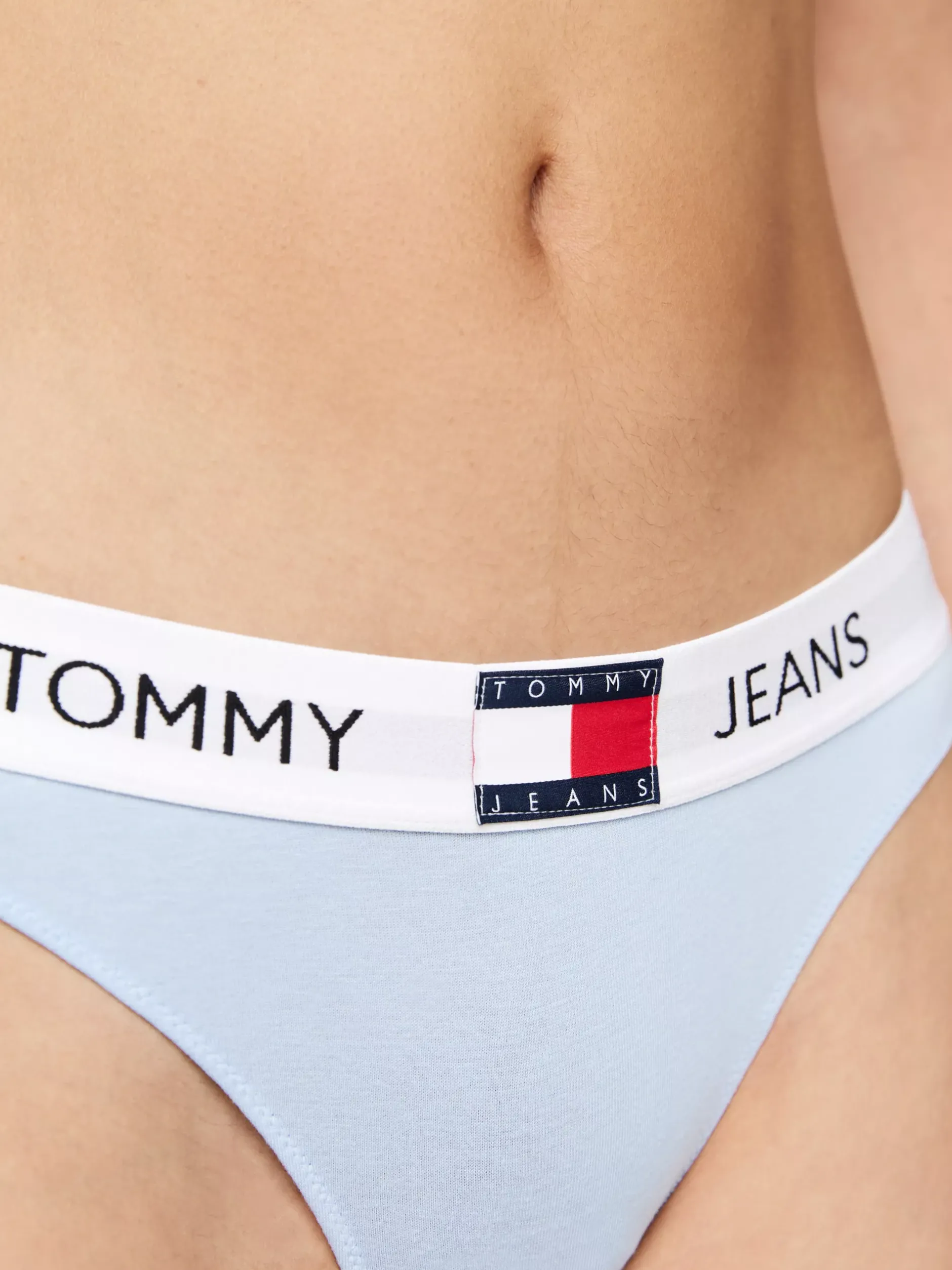 Figi|Bielizna*Tommy Hilfiger Figi Heritage Z Powtórzonym Logo Na Pasku CHAMBRAY BLUE