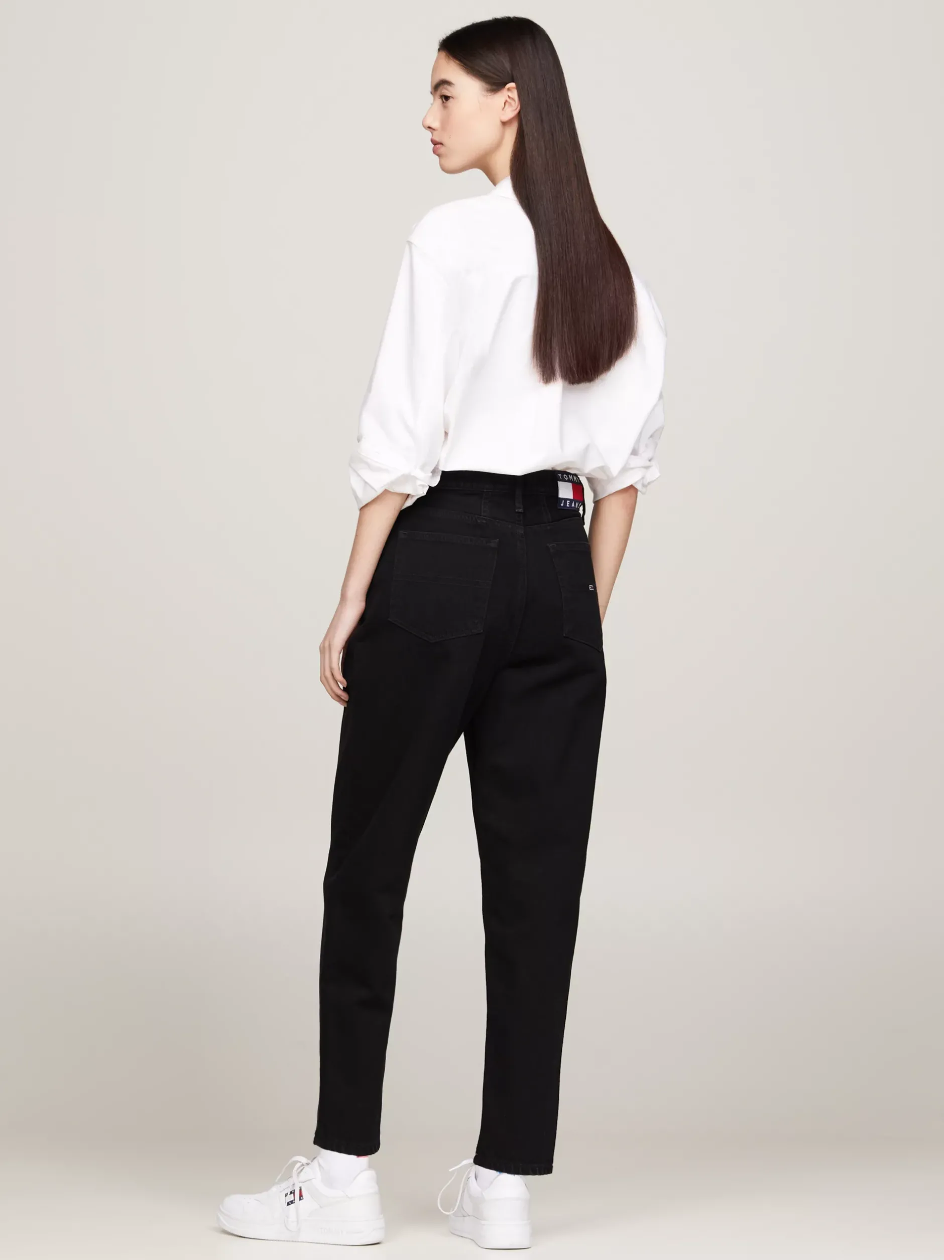 Jeansy*Tommy Hilfiger Jeansy O Kroju Mom Fit Ze Zwężanymi Nogawkami DENIM BLACK