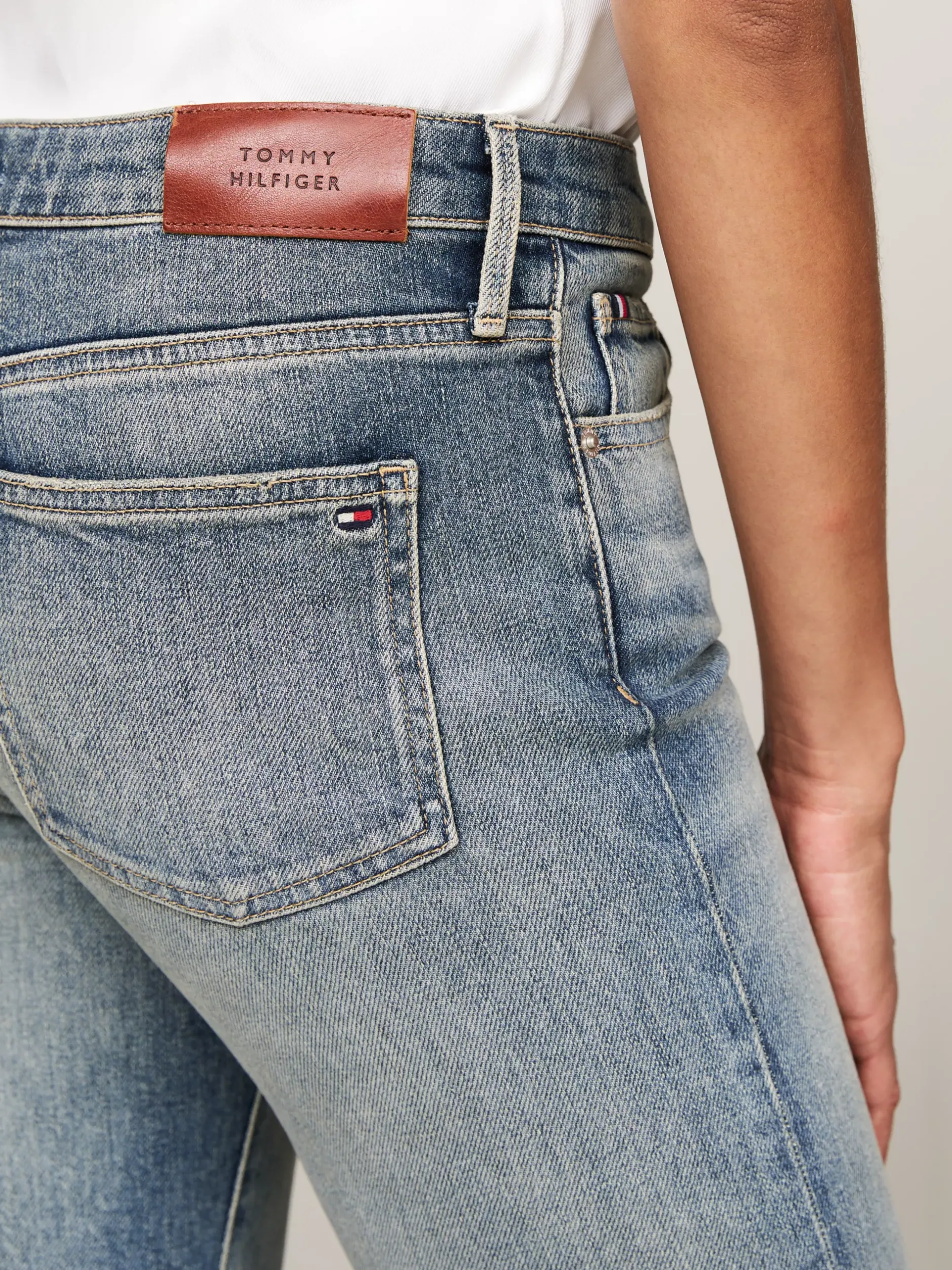 Jeansy*Tommy Hilfiger Jeansy Ze średnim Stanem I Efektem Wyblaknięcia MEG