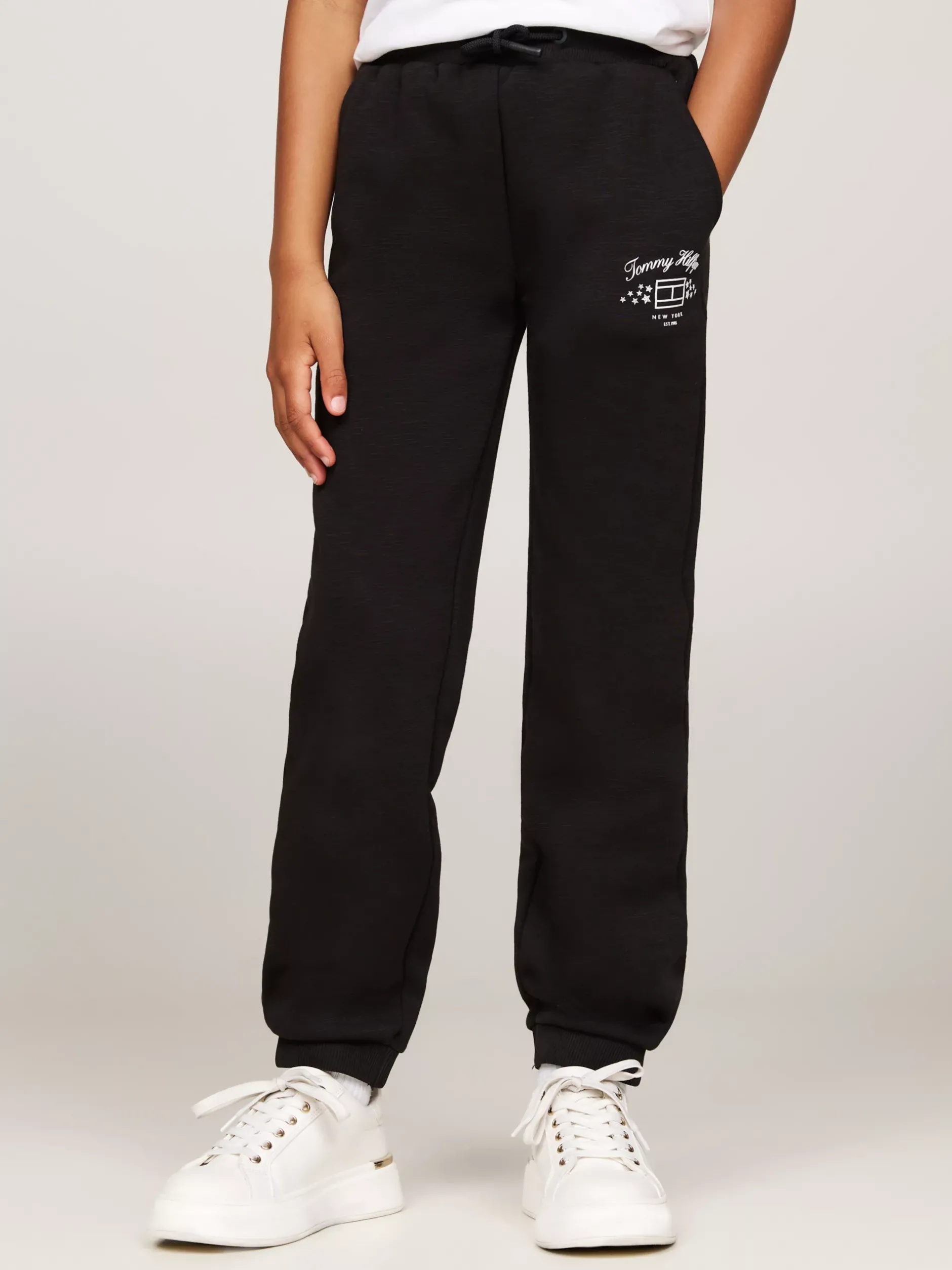 Spodnie, Szorty I Spódnice*Tommy Hilfiger Joggery Z Fakturą I Nadrukiem Z Logo BLACK