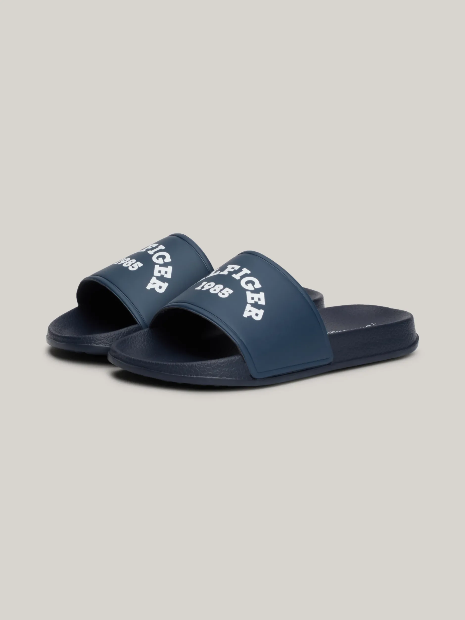 Obuwie I Akcesoria*Tommy Hilfiger Klapki Basenowe Z Półokrągłym Logo BLUE