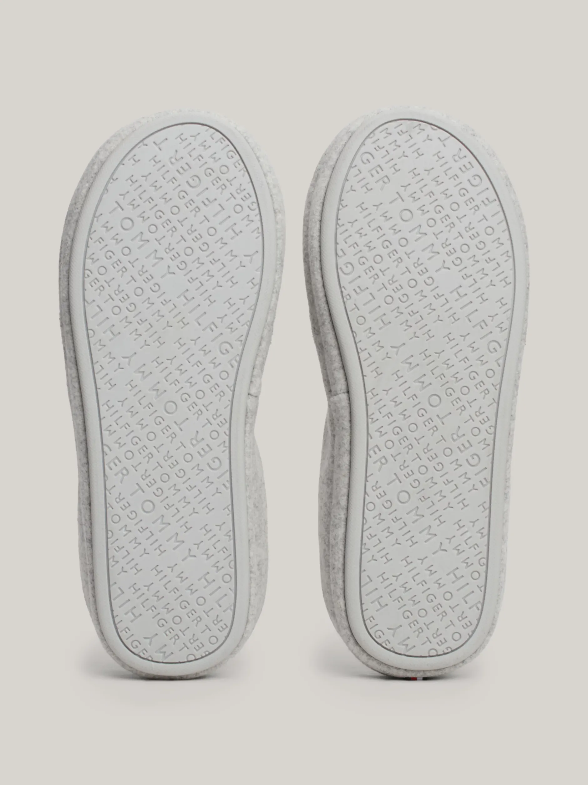Płaskie Buty*Tommy Hilfiger Klapki Z Haftowanym Monogramem TH LIGHT GREY HEATHER