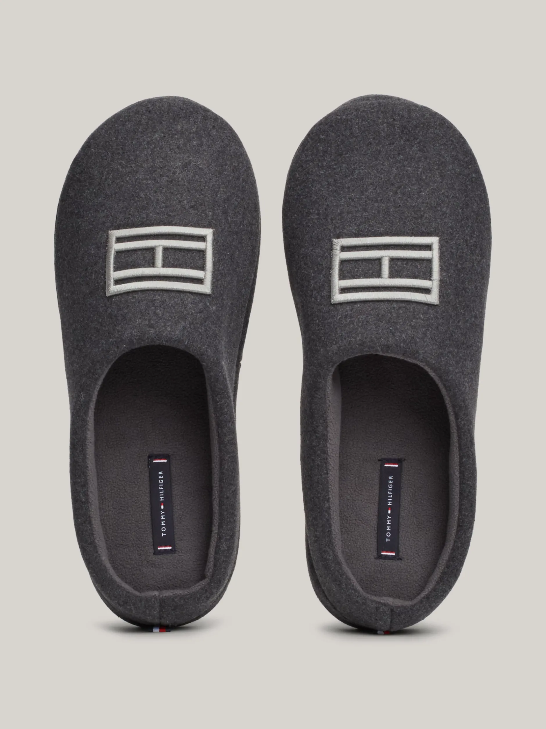 Buty Casual*Tommy Hilfiger Klapki Z Wyhaftowaną Flagą DARK ASH