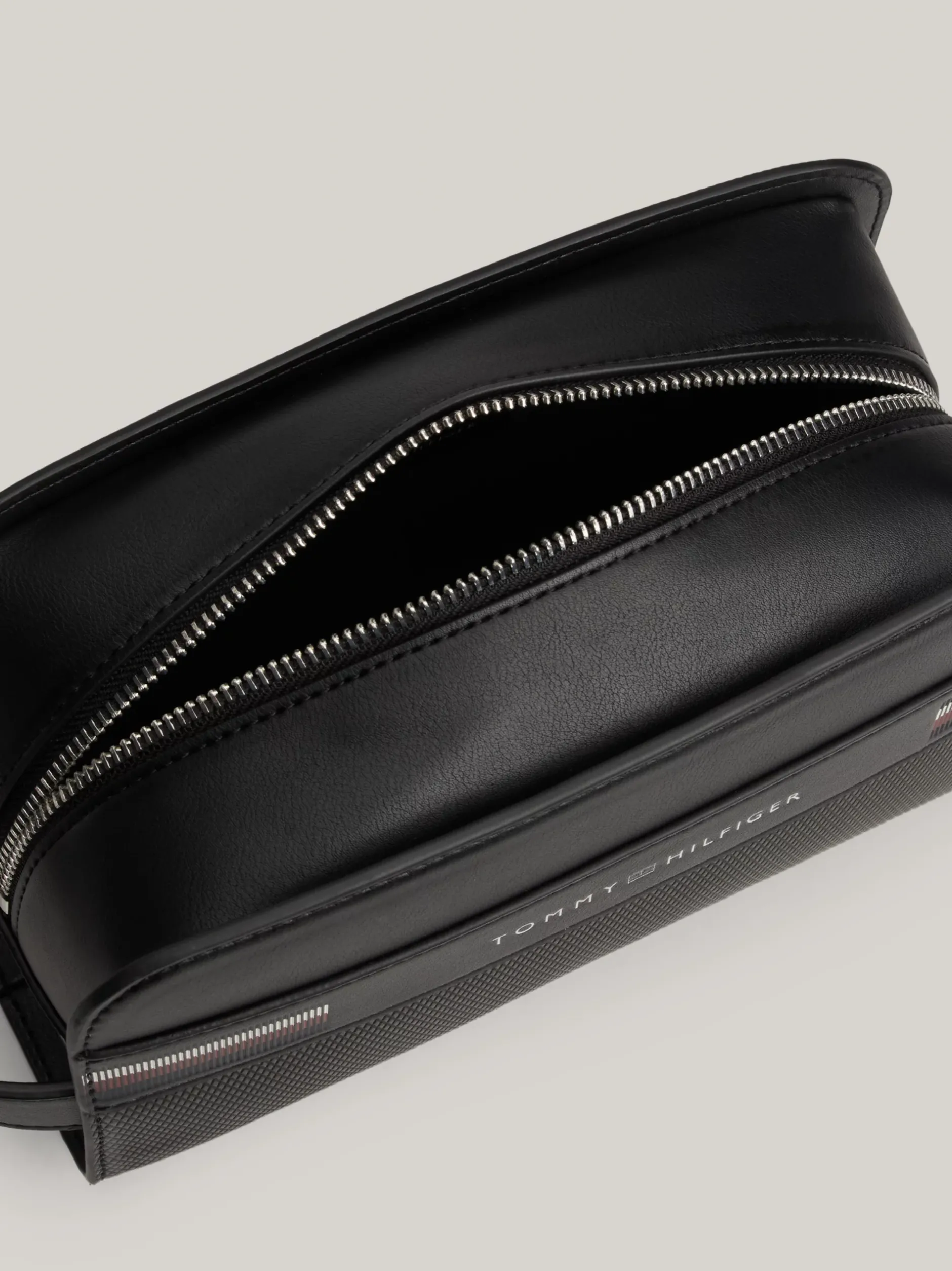 Kosmetyczki*Tommy Hilfiger Kosmetyczka Corporate W Pudełku Prezentowym BLACK