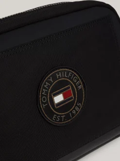 Kosmetyczki*Tommy Hilfiger Kosmetyczka O Mieszanej Fakturze Z Naszywką BLACK