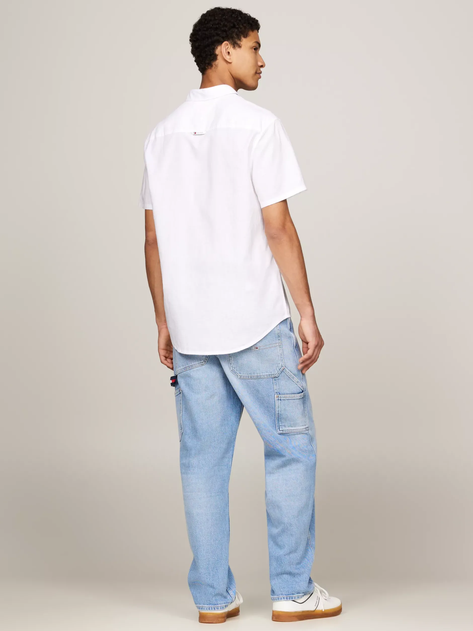 Koszule*Tommy Hilfiger Koszula O Regularnym Kroju Z Krótkim Rękawem WHITE