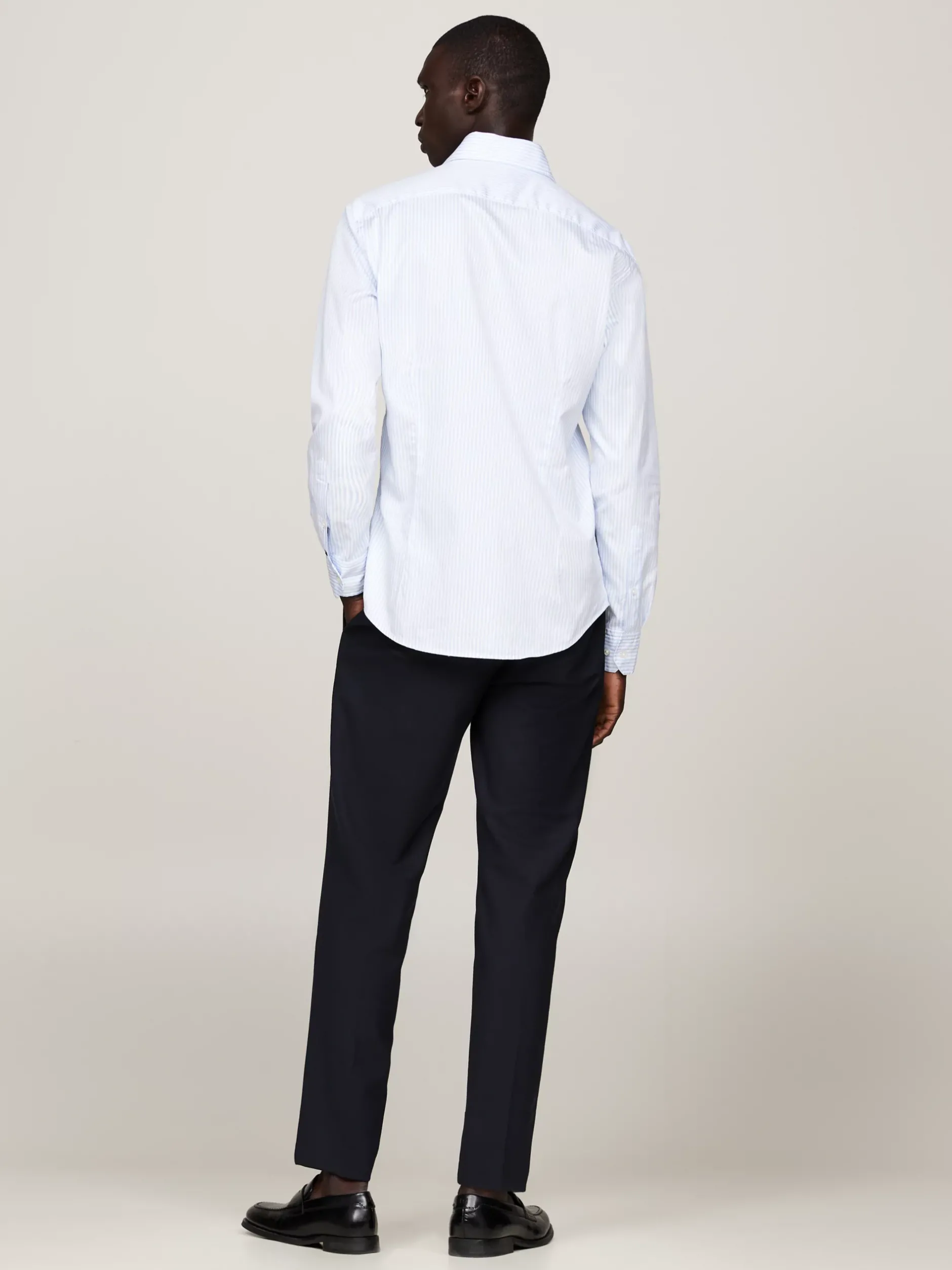 Koszule*Tommy Hilfiger Koszula O Wąskim Kroju Smart Casual Z Diagonalu W Paski VESSEL BLUE / OPTIC WHITE