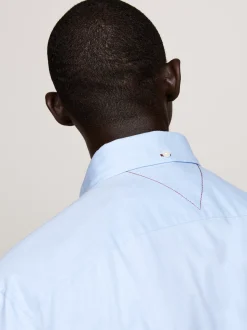 Koszule*Tommy Hilfiger Koszula Z Emblematem W Kolorze Tła AMBIENT BLUE