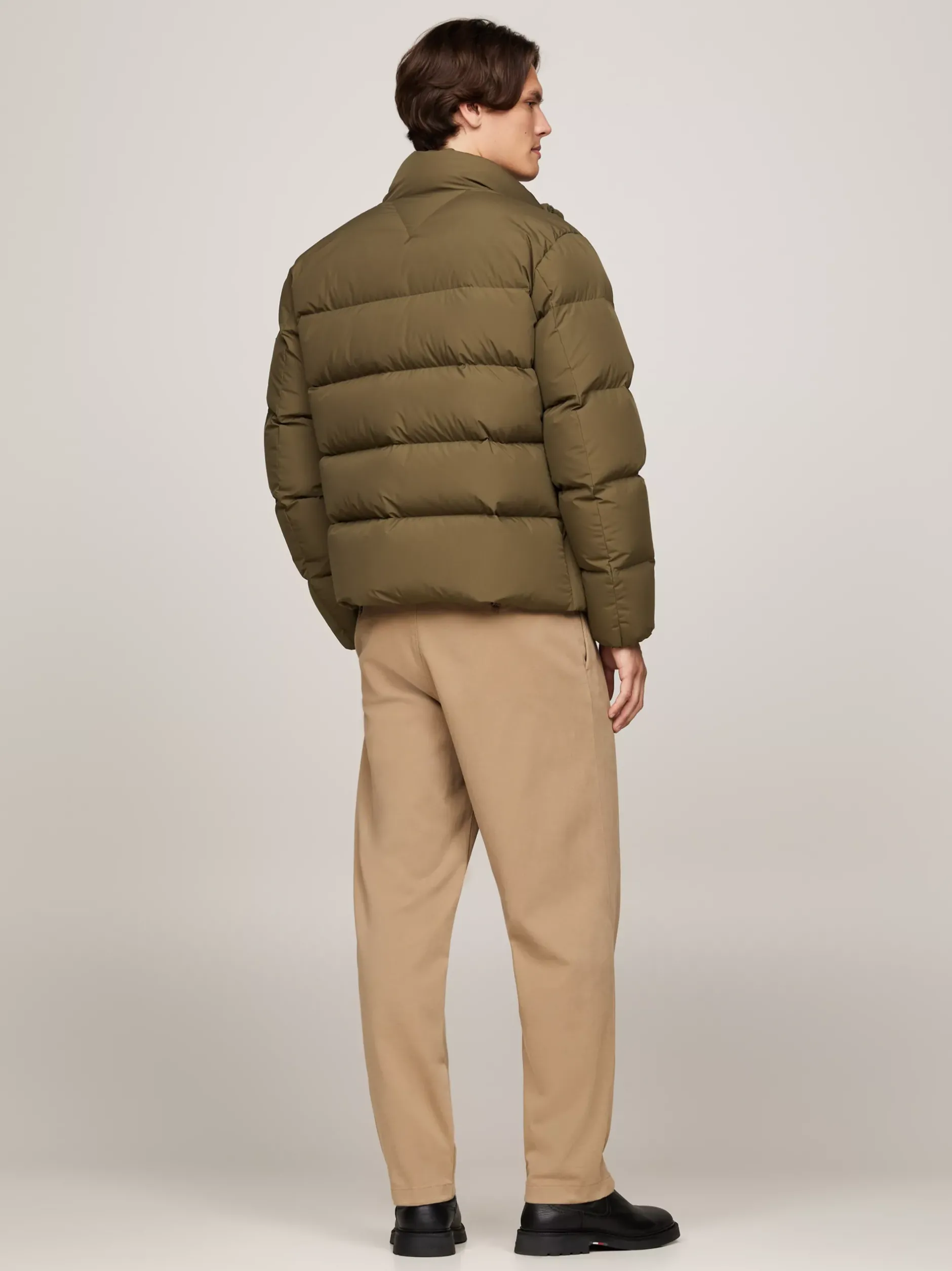 Kurtki & Płaszcze*Tommy Hilfiger Kurtka Puchowa Z Wysokim Kołnierzem ARMY GREEN