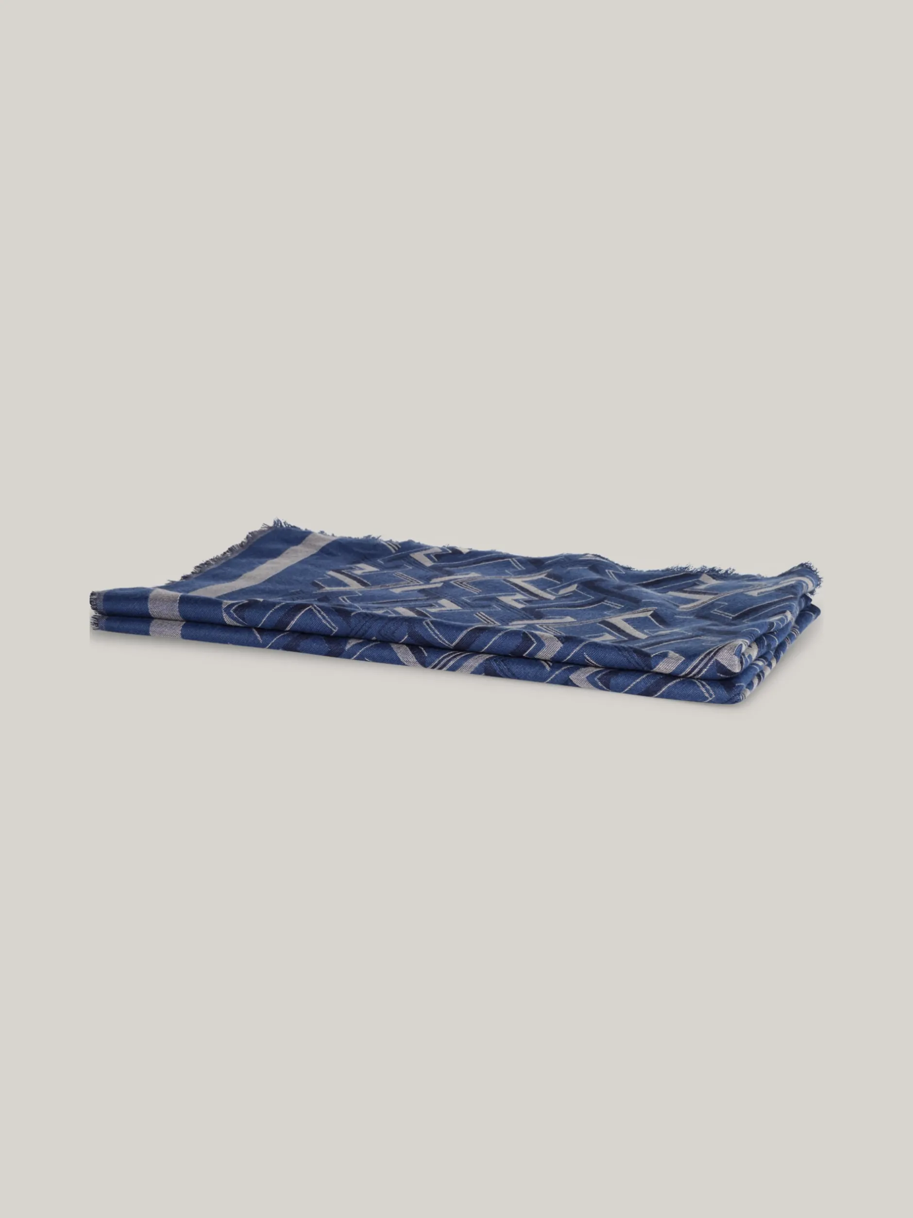 Szaliki|Szaliki*Tommy Hilfiger Lekki żakardowy Szal Z Monogramem TH FOSSIL BLUE