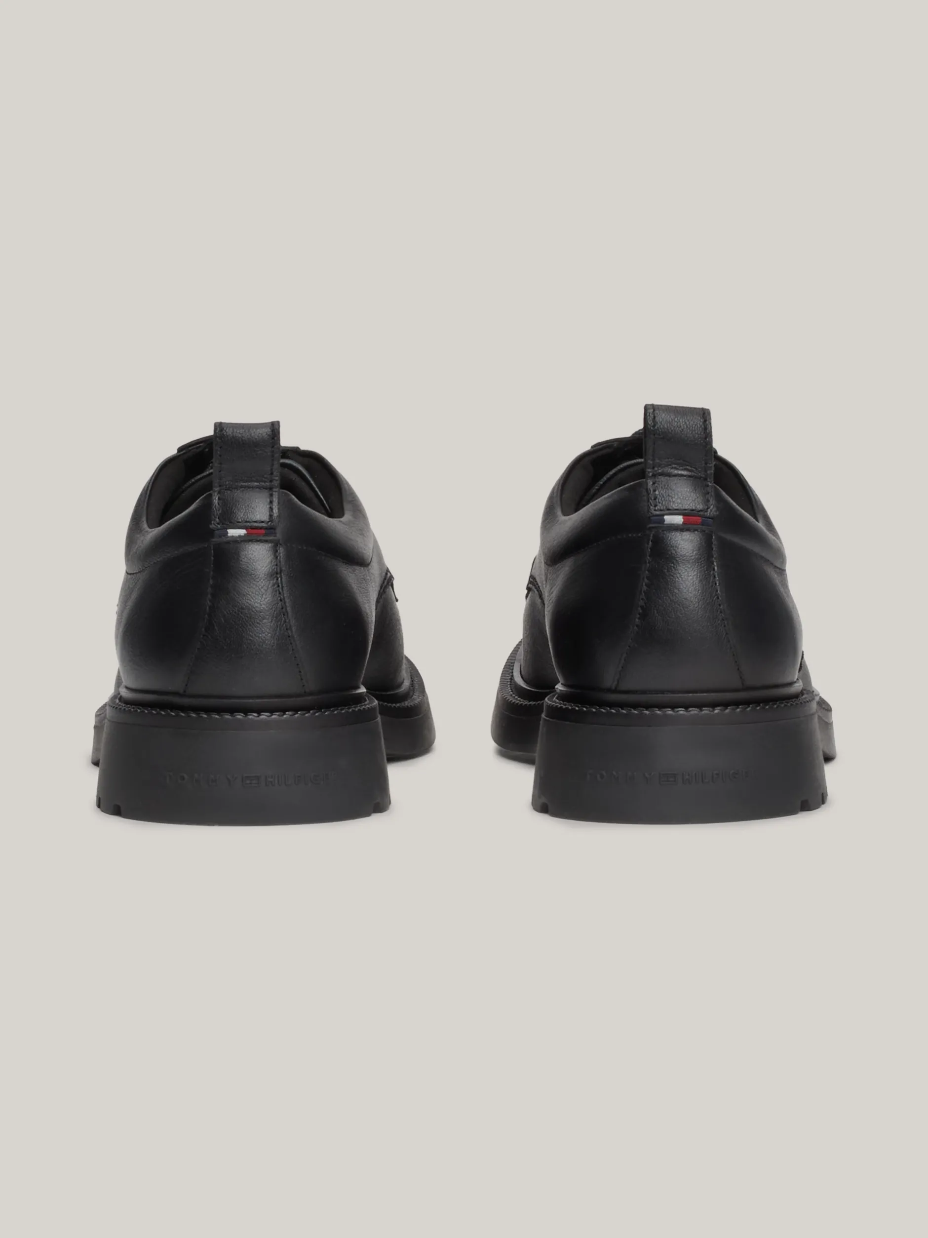 Buty Wizytowe*Tommy Hilfiger Lekkie Skórzane Buty Typu Derby BLACK