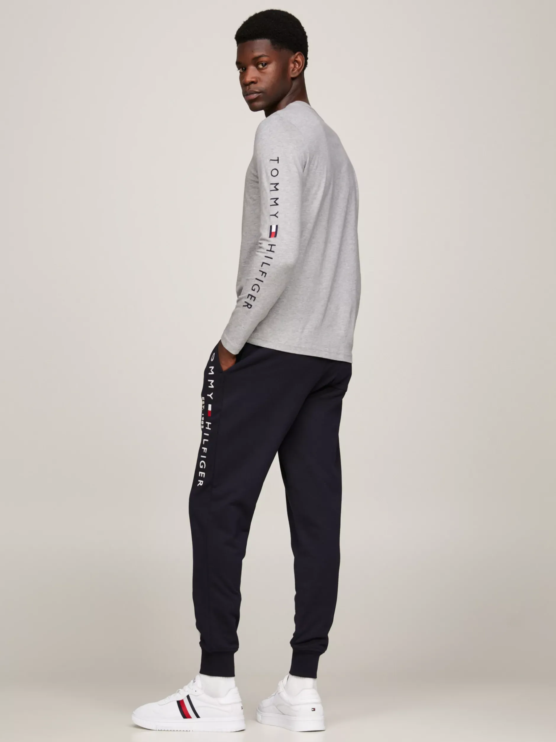 T-Shirty*Tommy Hilfiger Longsleeve O Wąskim Kroju Z Logo LIGHT GREY HEATHER