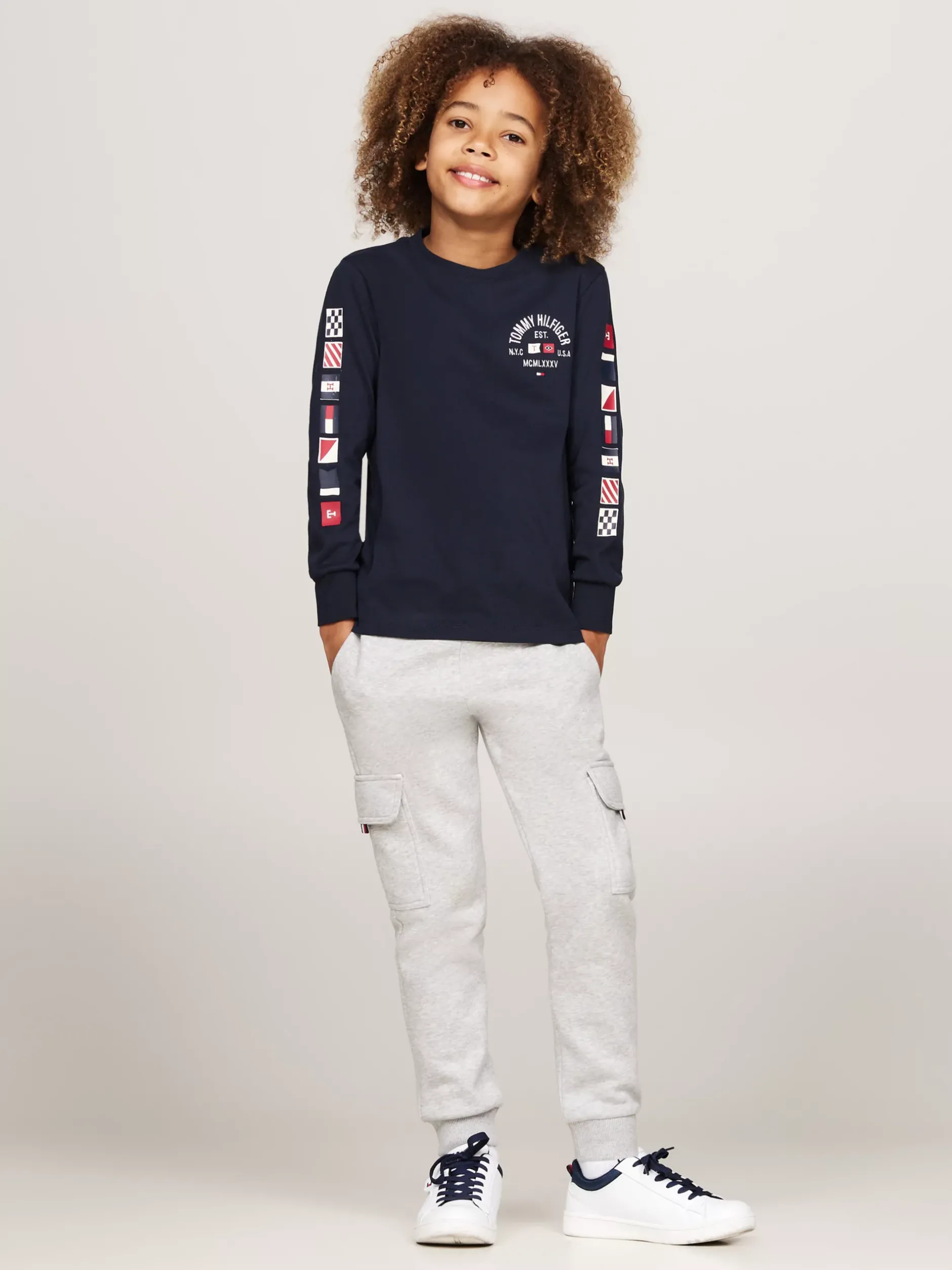 T-Shirty I Koszulki Polo*Tommy Hilfiger Longsleeve Z Logo Z Flagą DESERT SKY