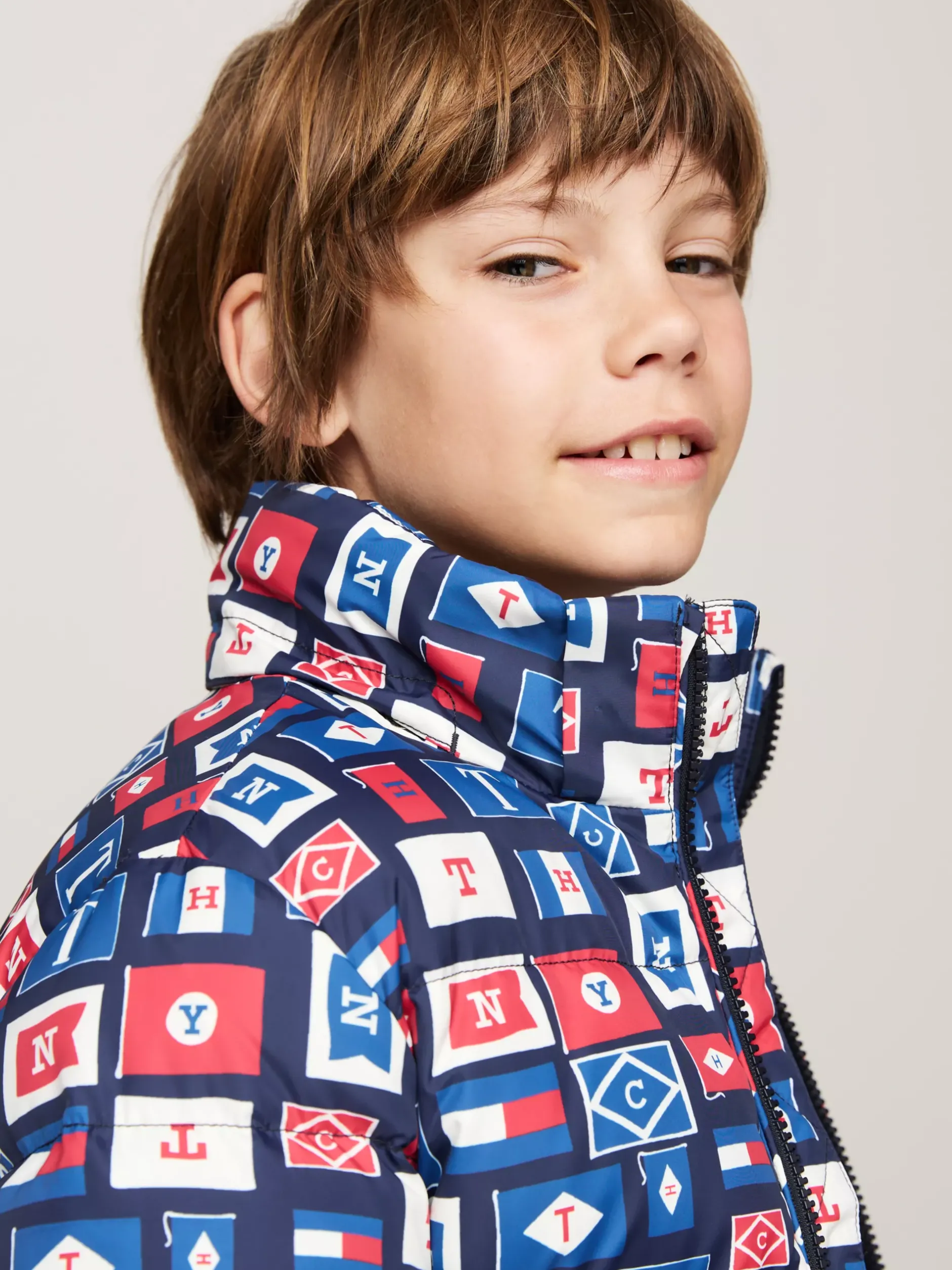 Kurtki*Tommy Hilfiger Luźna Puchowa Kurtka Z Kapturem BLUE BASE FLAGS ALLOVER