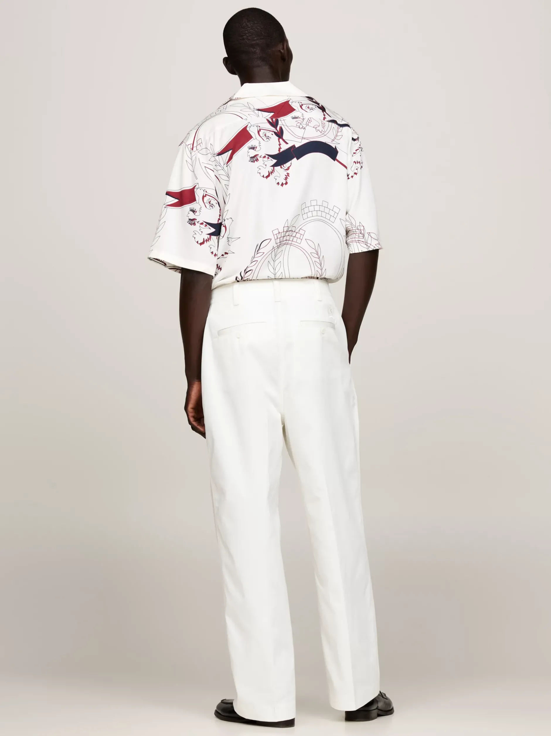Spodnie*Tommy Hilfiger Luźne Chinosy Z Emblematem IVORY
