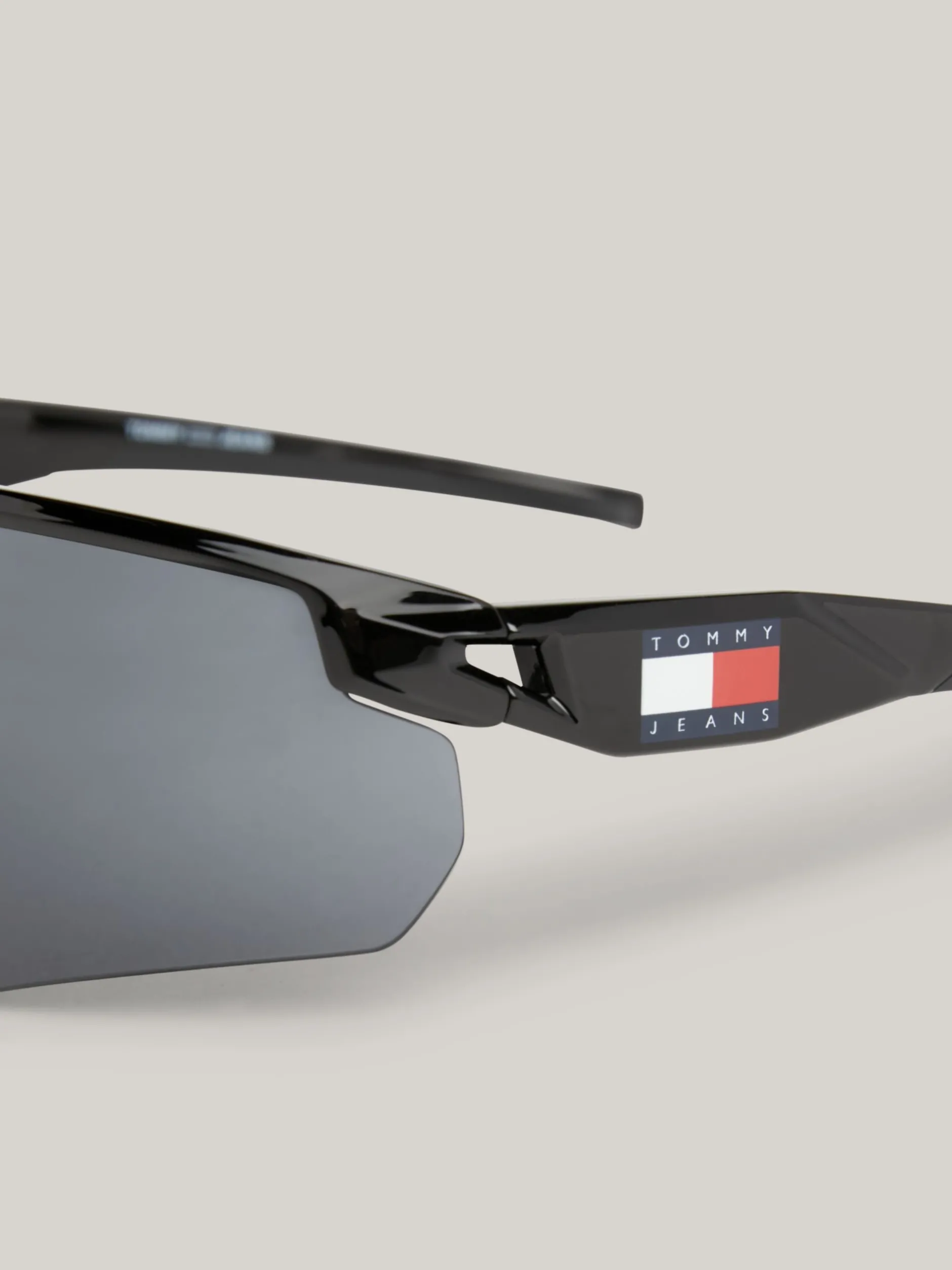 Okulary Przeciwsłoneczne|Okulary Przeciwsłoneczne*Tommy Hilfiger Lustrzane Okulary Przeciwsłoneczne Unisex BLACK / BLACK
