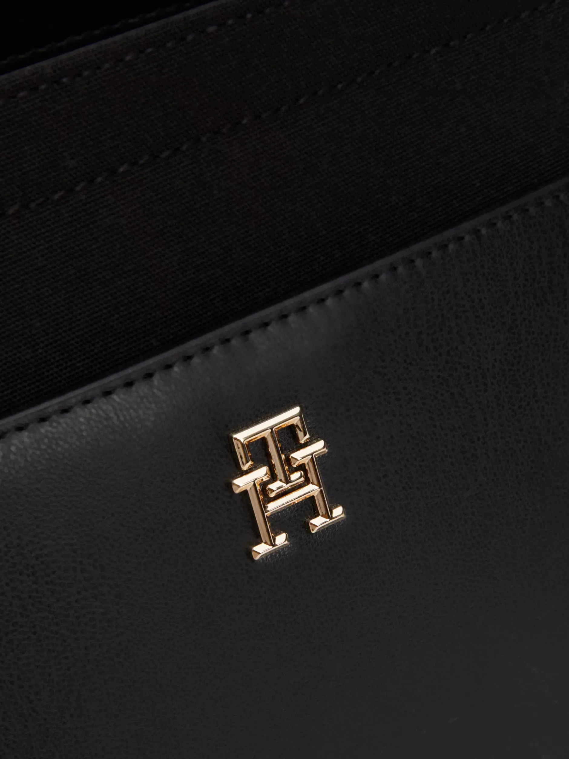 Torebki Tote*Tommy Hilfiger Mała Torebka Typu Tote Z Kieszenią BLACK