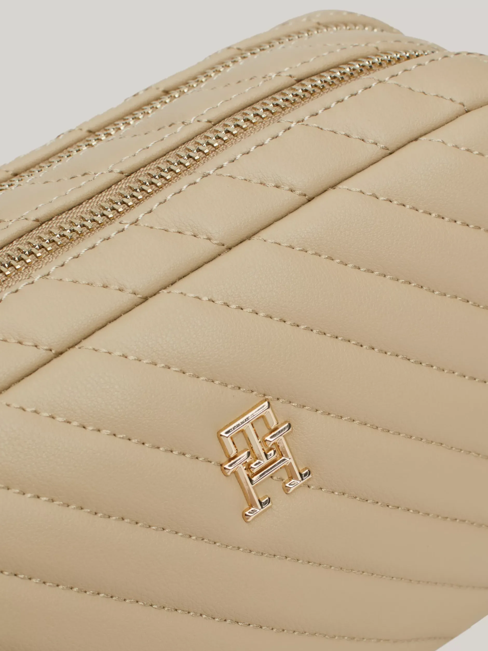 Torebki Na Pasku*Tommy Hilfiger Mała Torebka Z Przeszyciami TH Monogram BEIGE
