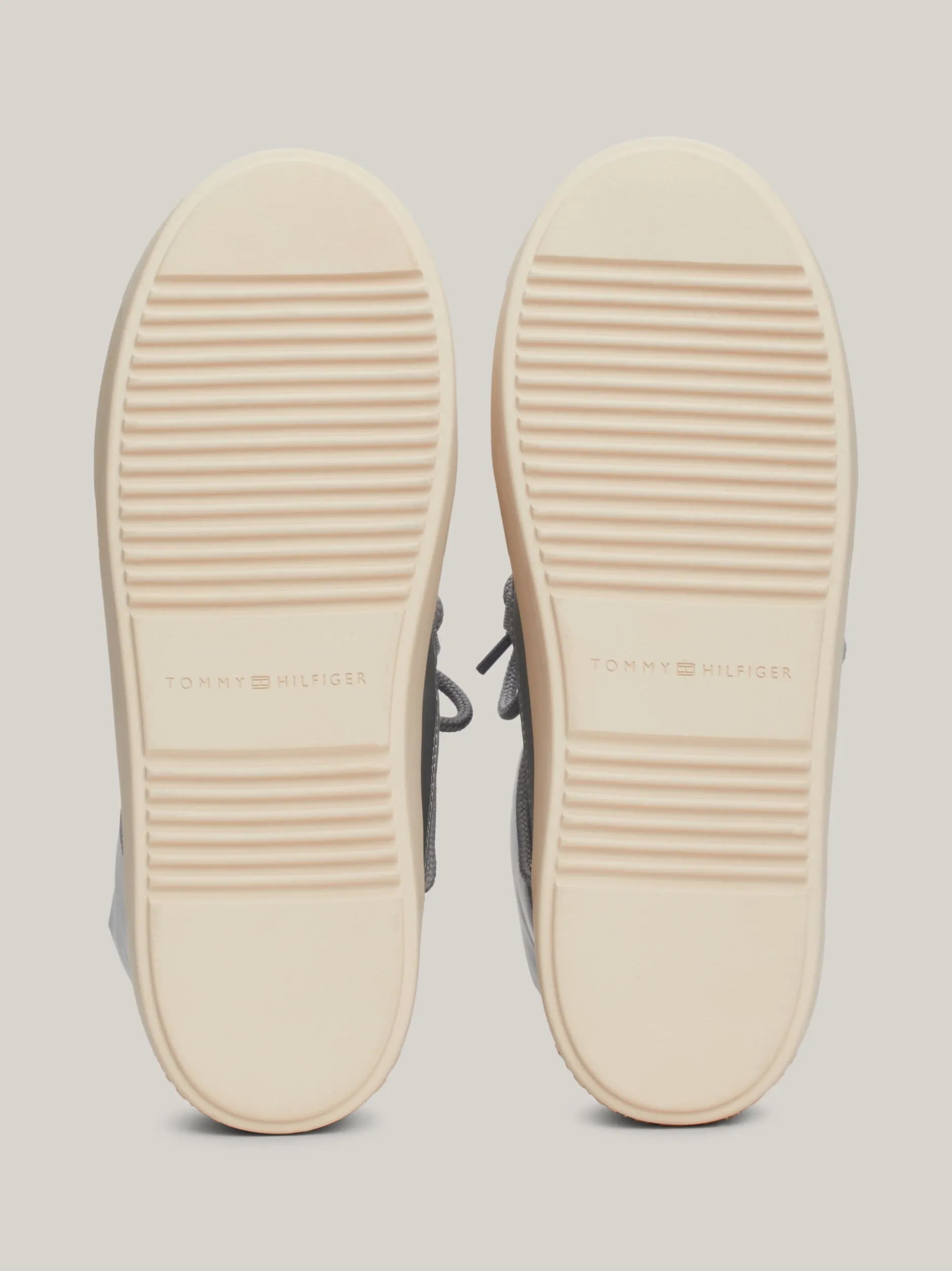 Botki*Tommy Hilfiger Metaliczne Sznurowane śniegowce TH Monogram SILVER