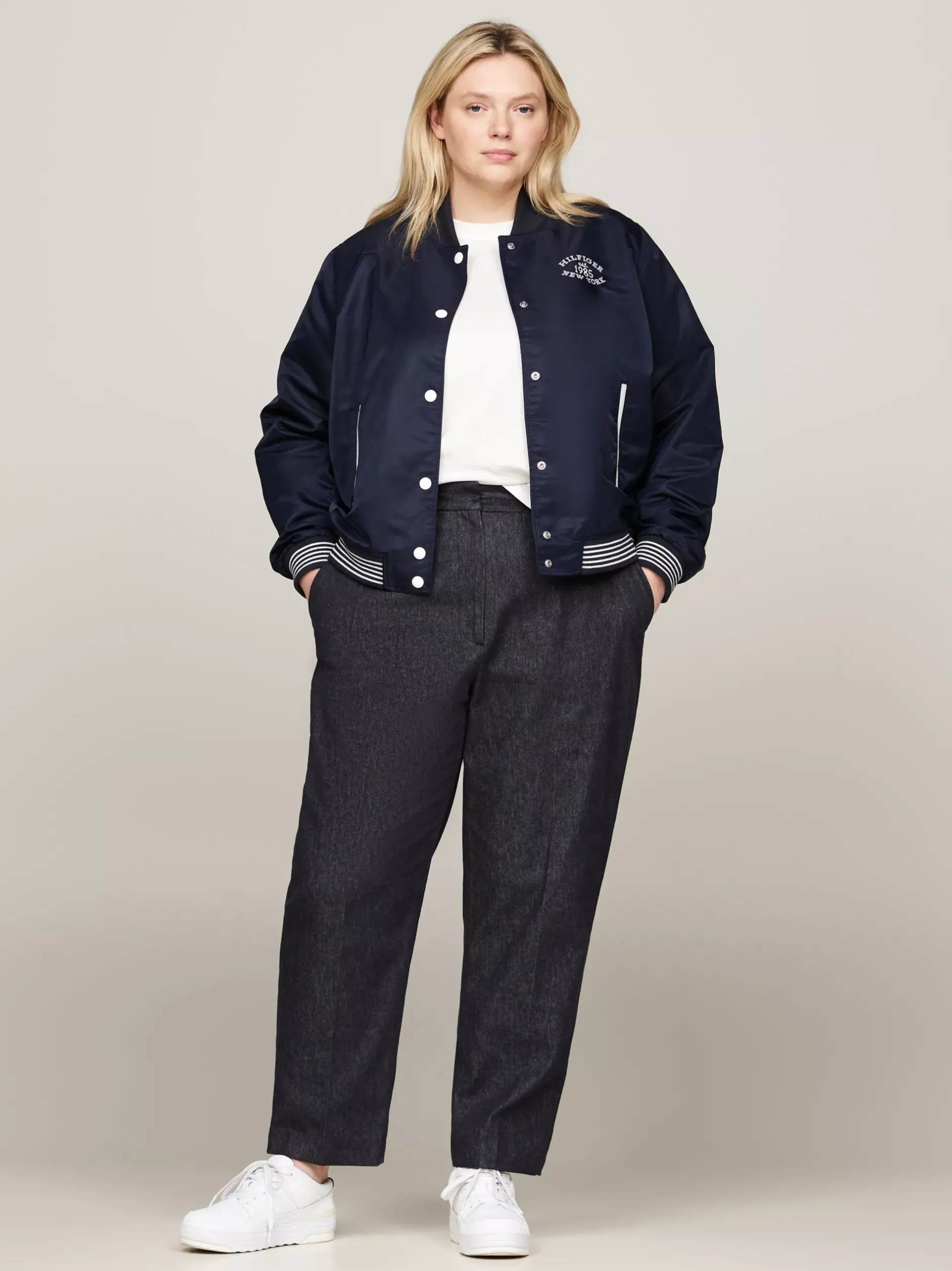 Kurtki & Płaszcze*Tommy Hilfiger Nieprzemakalna Kurtka Bomber Curve Varsity DESERT SKY