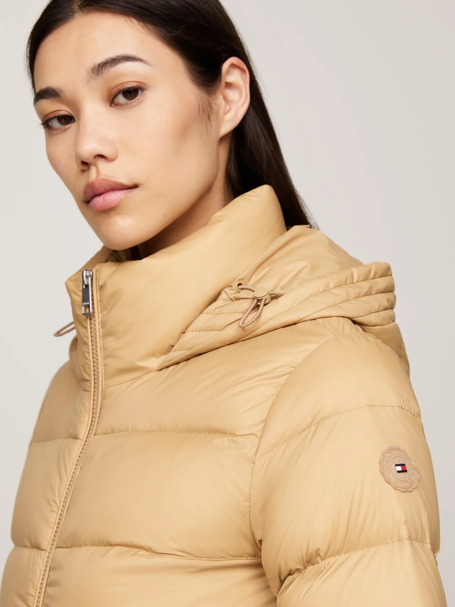 Kurtki & Płaszcze*Tommy Hilfiger Nieprzemakalna Kurtka Z Puchowym Wypełnieniem CLASSIC KHAKI
