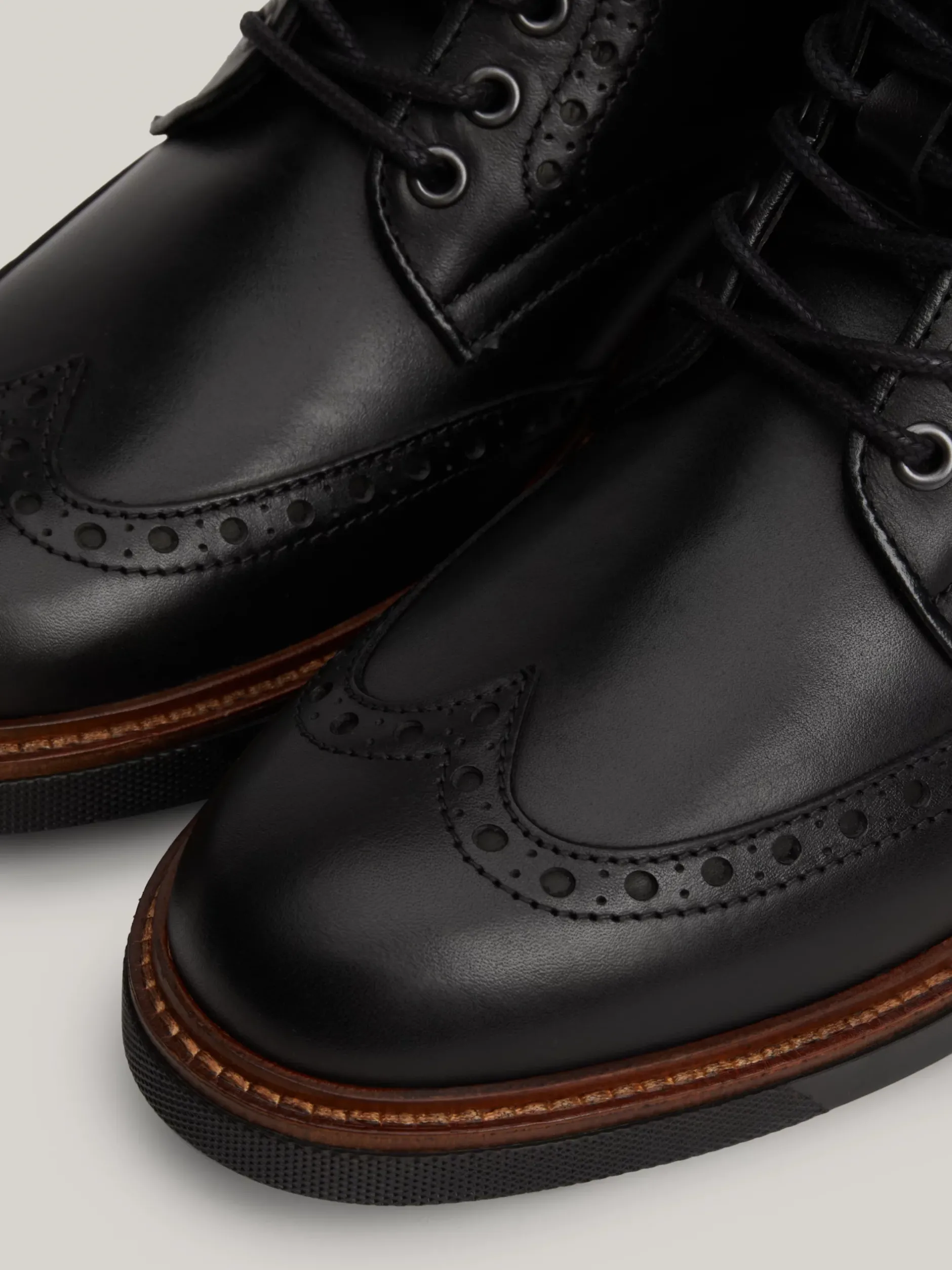 Buty Sznurowane|Buty*Tommy Hilfiger Nieprzemakalne Brogsy Ze Skóry BLACK
